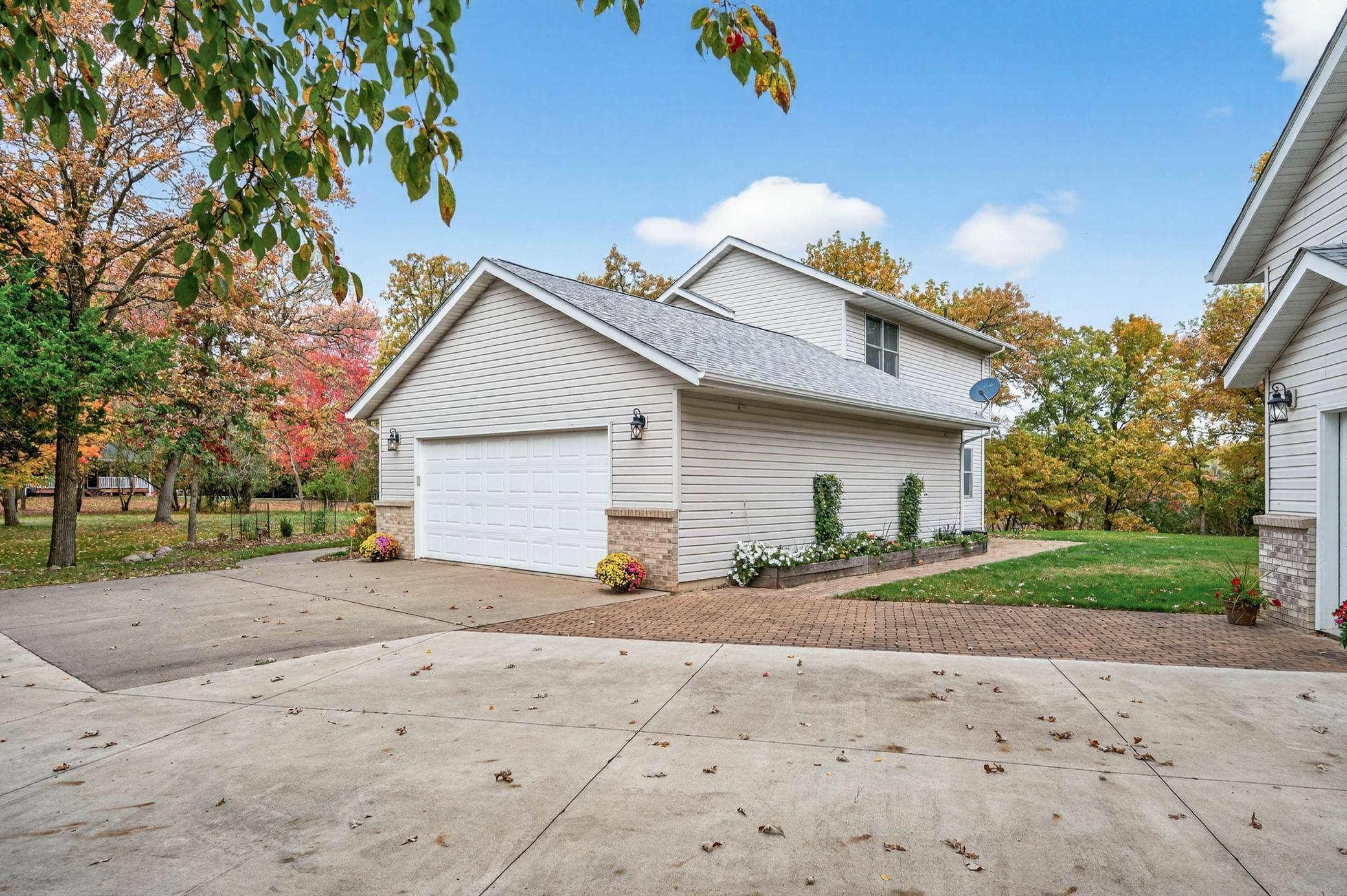 Big Lake, MN 55309,21122 County Road 81 NW