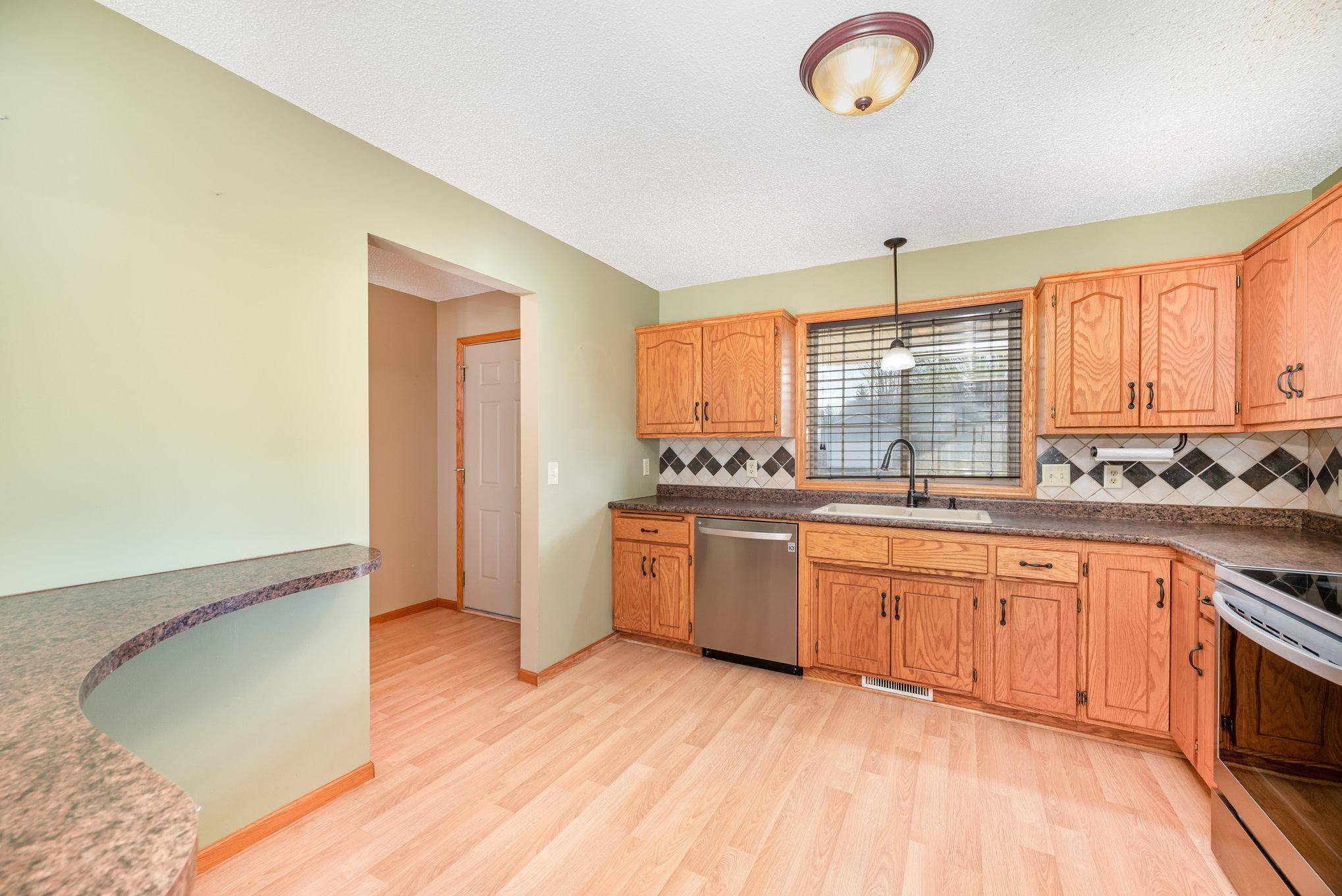 Shakopee, MN 55379,335 Bluestem AVE