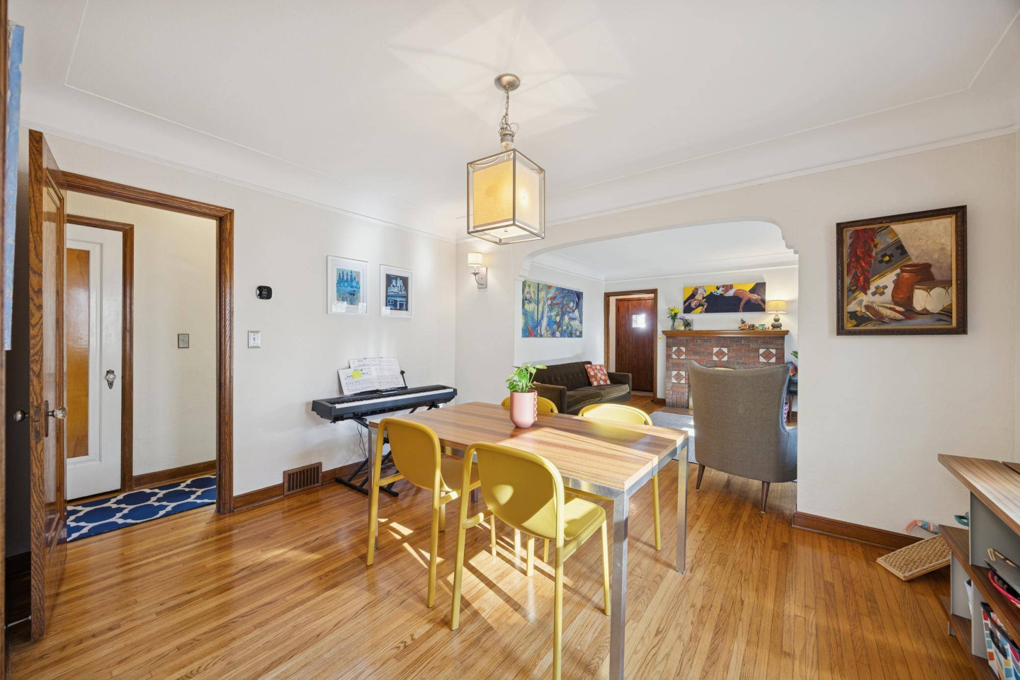 Minneapolis, MN 55418,2706 Hayes ST NE