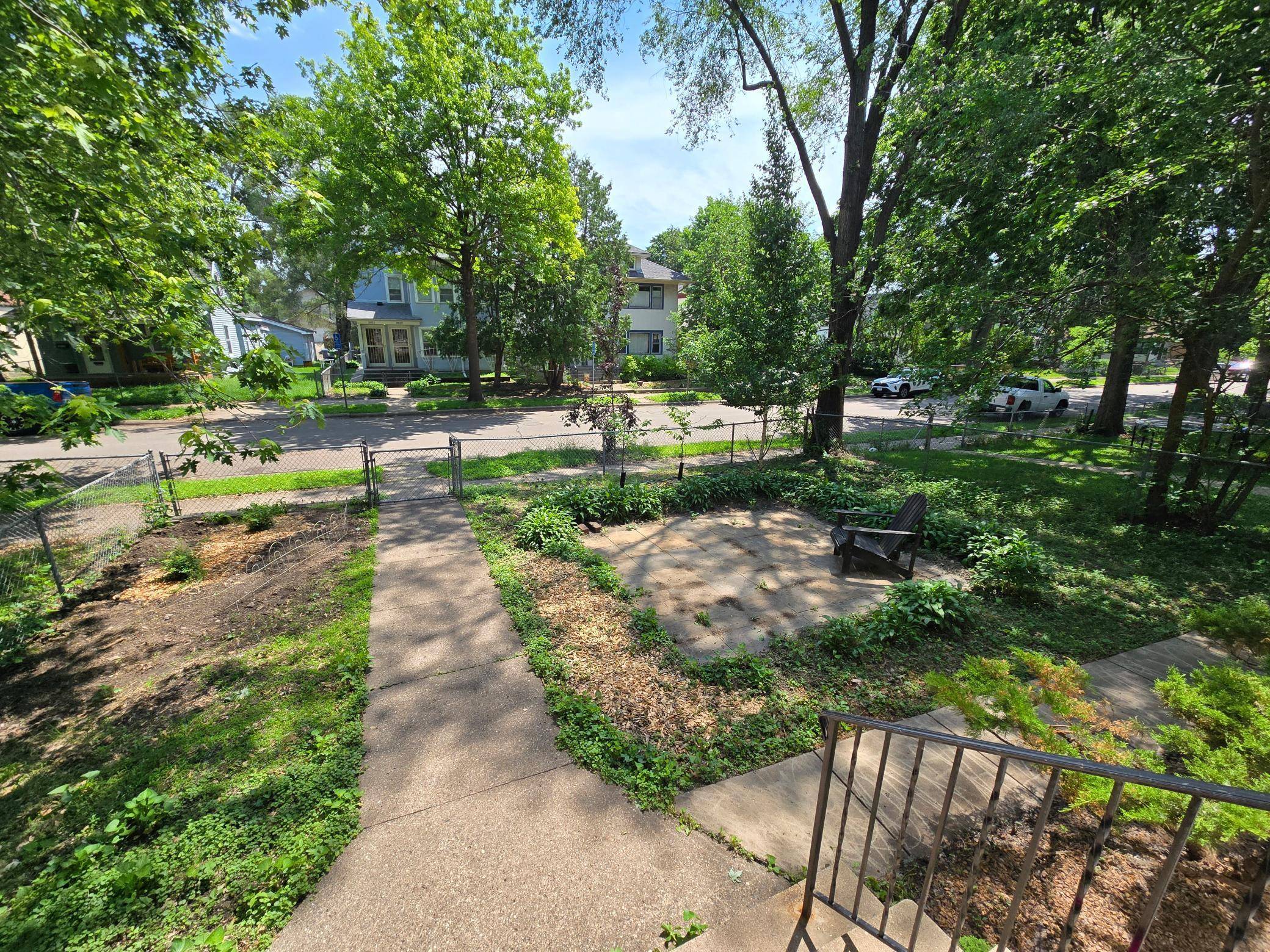 Minneapolis, MN 55409,3920 Clinton AVE