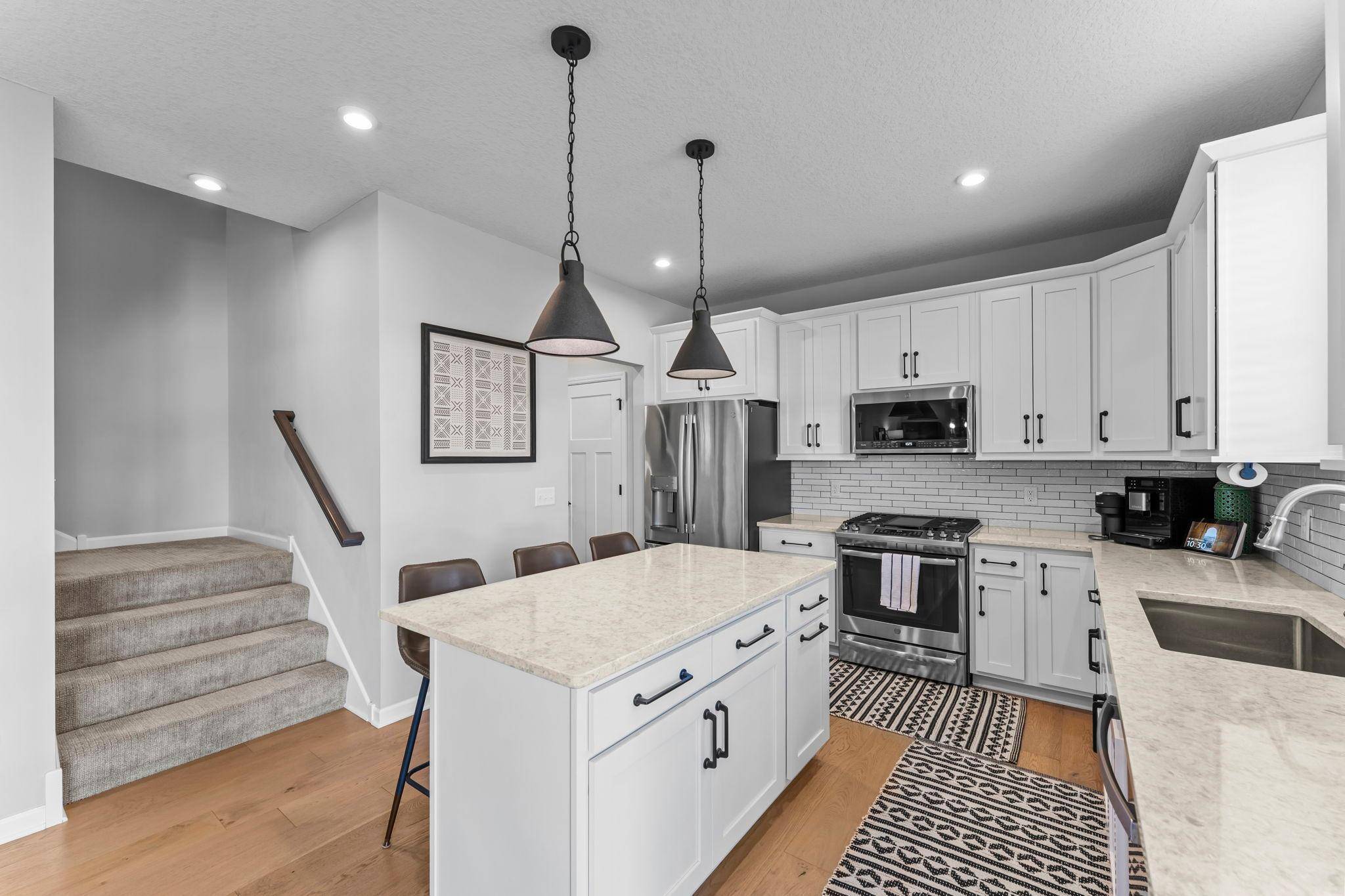 Lakeville, MN 55044,18335 Glenbridge AVE