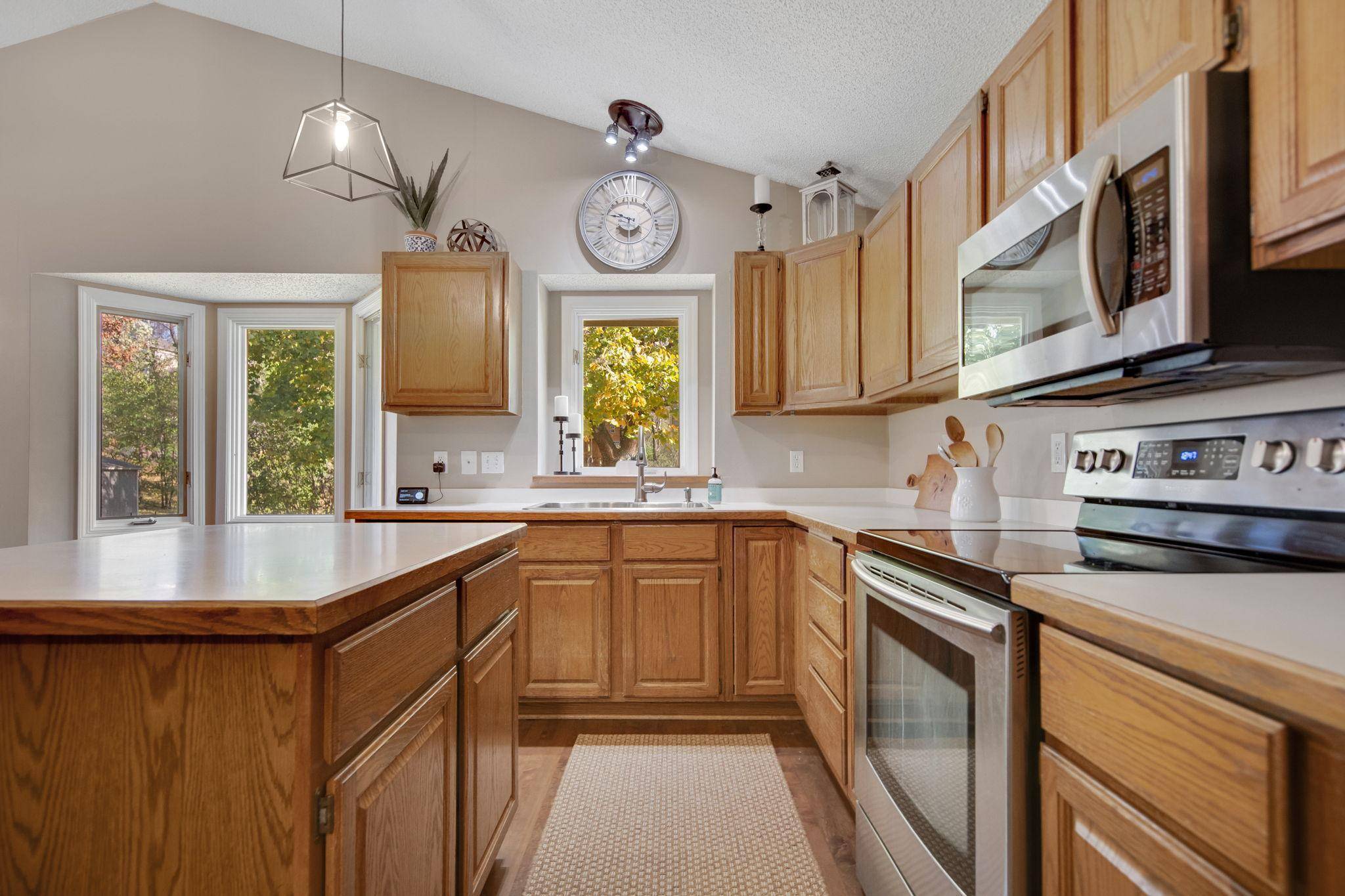 Eagan, MN 55123,745 Mill Run CIR