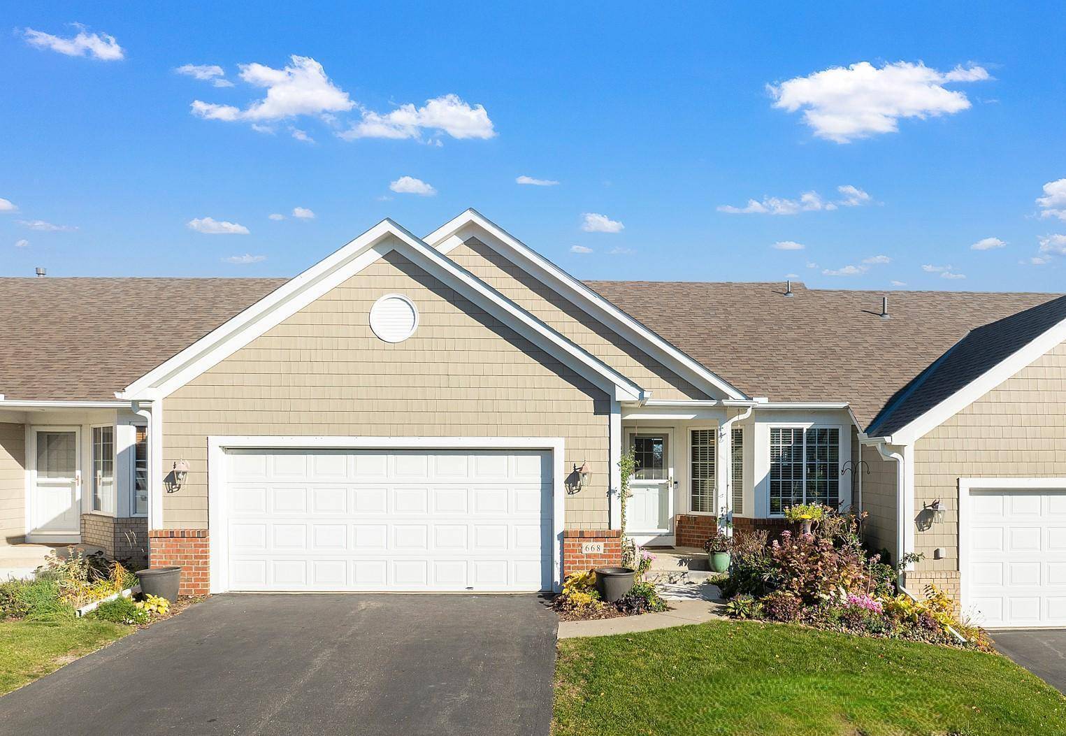 Waconia, MN 55387,668 Old Orchard RD