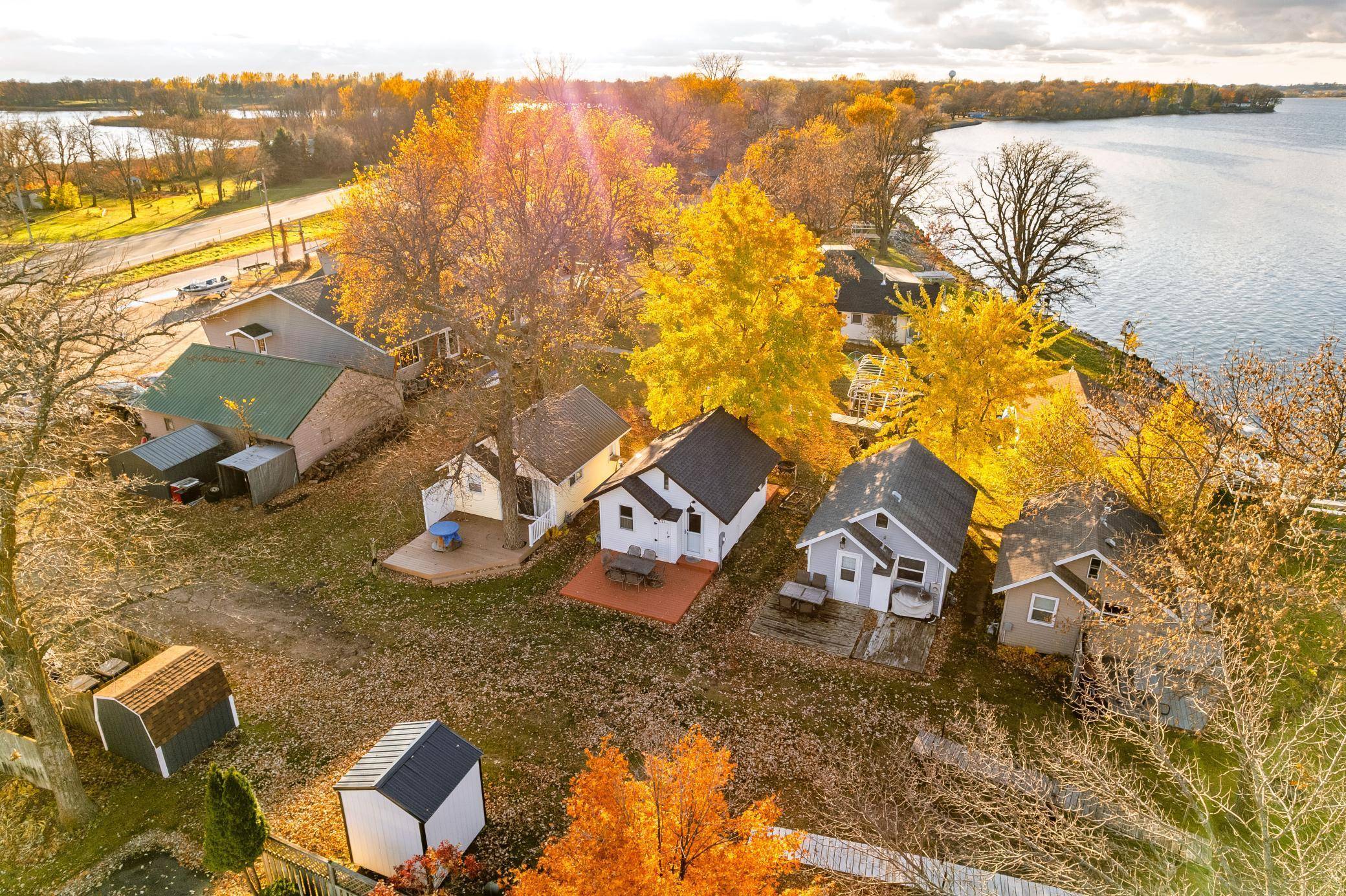 Osakis, MN 56360,1727 E Lake ST