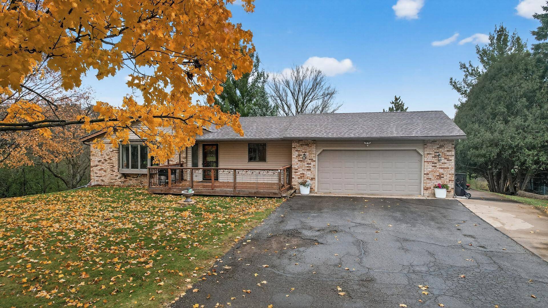 Hudson, WI 54016,719 Countryview CIR