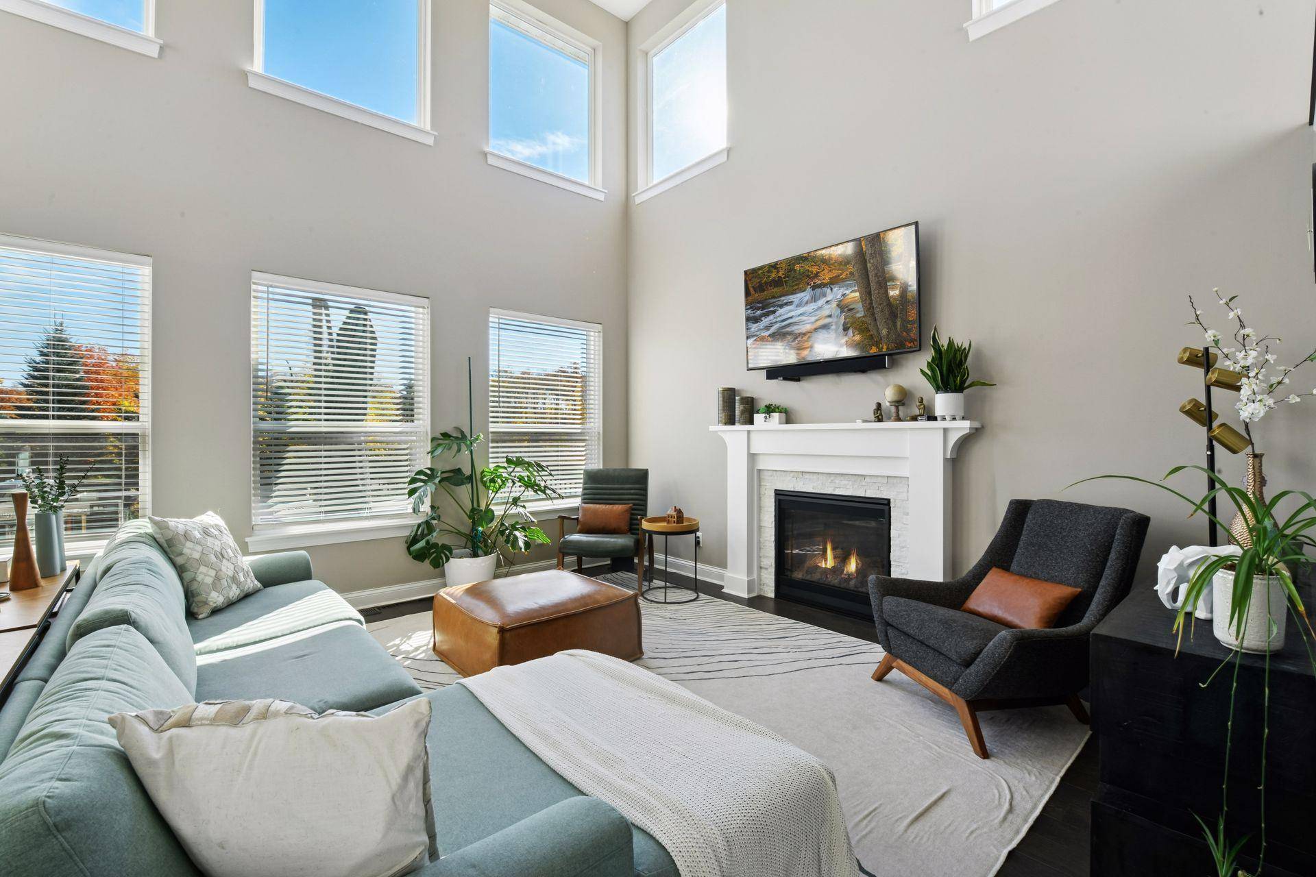 Minnetrista, MN 55331,3765 Crane Island CT