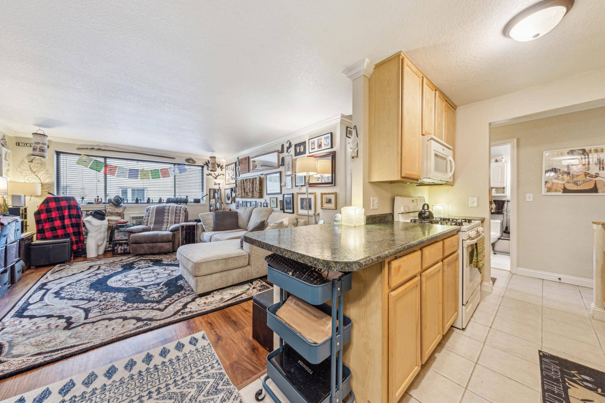 Minneapolis, MN 55408,3120 Hennepin AVE #103