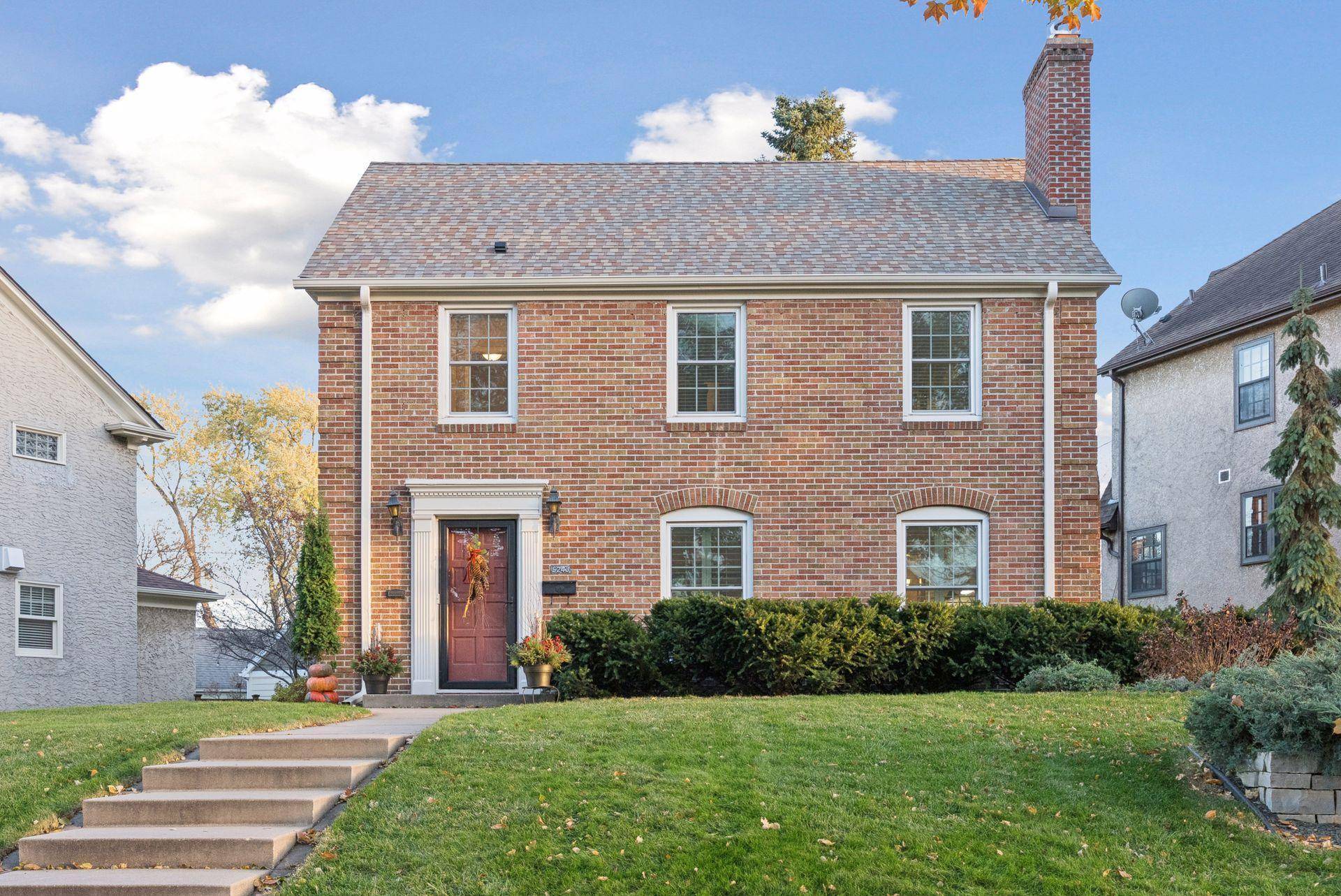 Minneapolis, MN 55419,5243 Clinton AVE