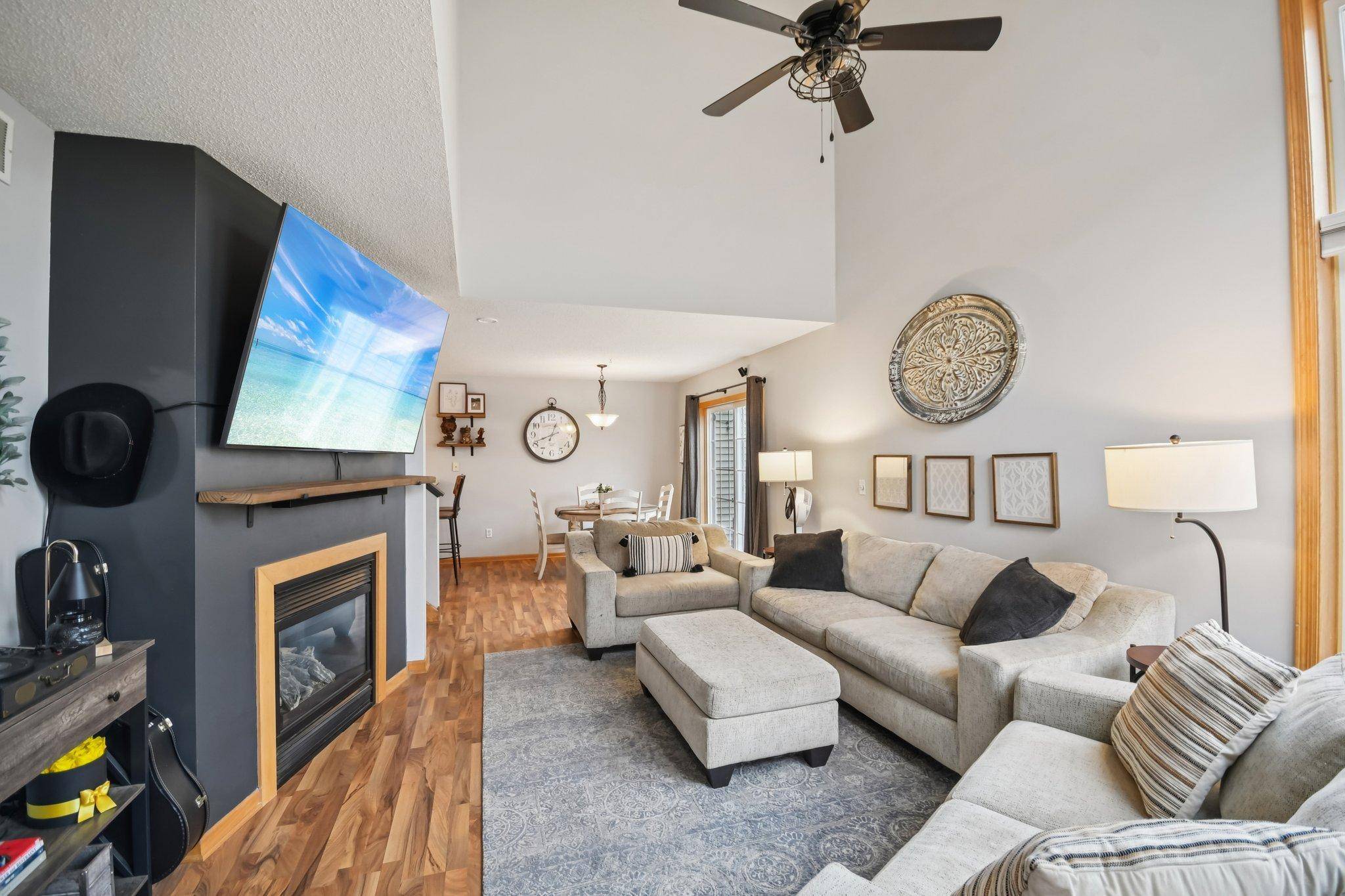 Forest Lake, MN 55025,5213 207th ST N