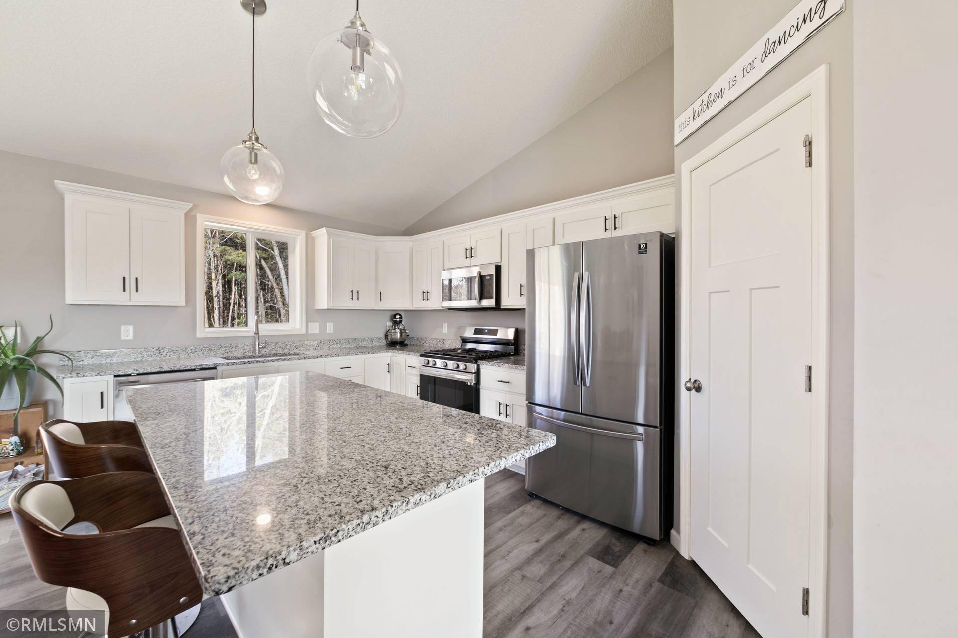 Somerset, WI 54025,821 Sutherland ST