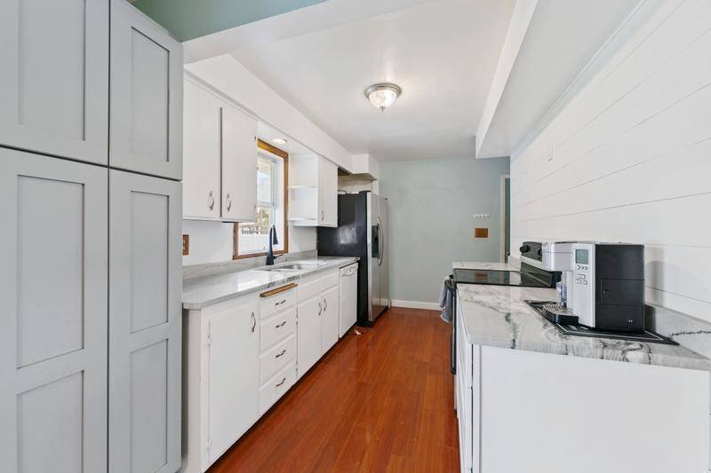 Red Wing, MN 55066,237 Motel Avenue