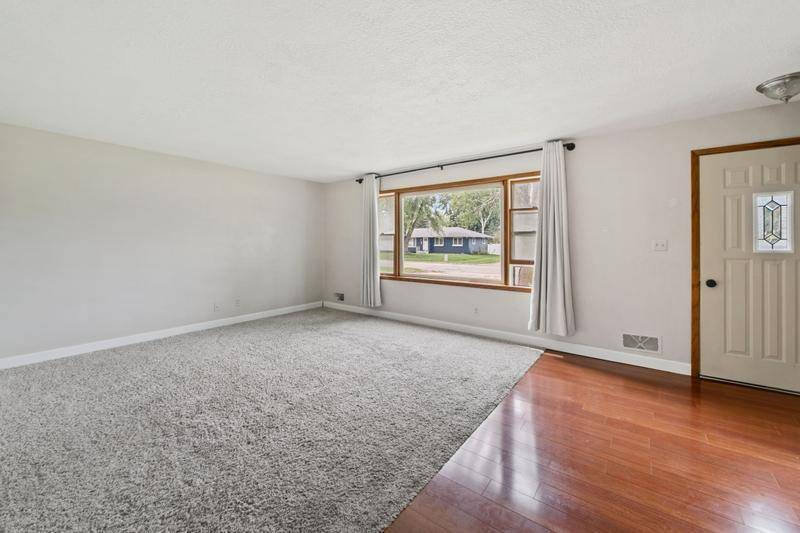 Red Wing, MN 55066,237 Motel Avenue