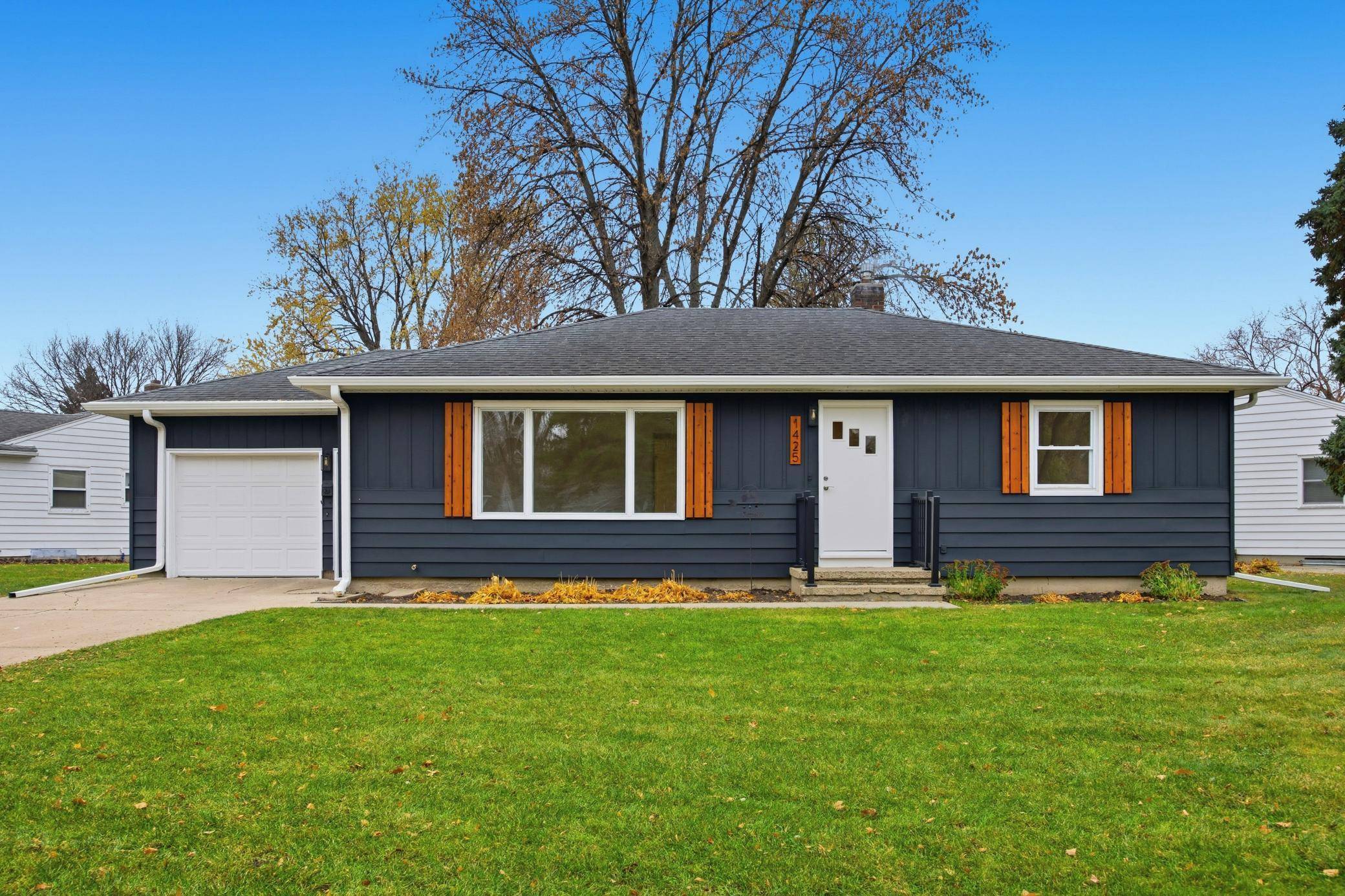 Fargo, ND 58103,1425 11th ST S