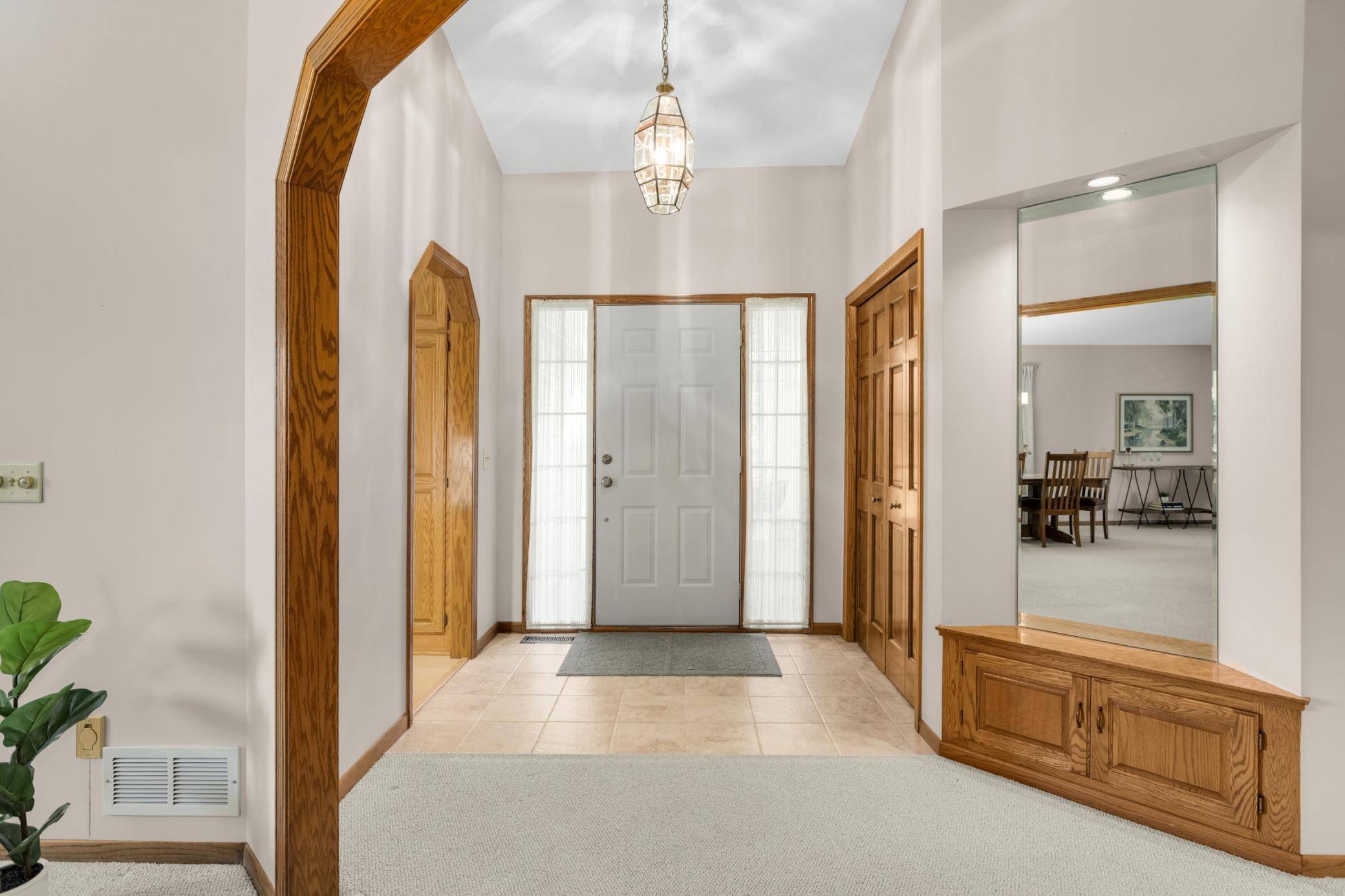 Shoreview, MN 55126,1089 Serene CT