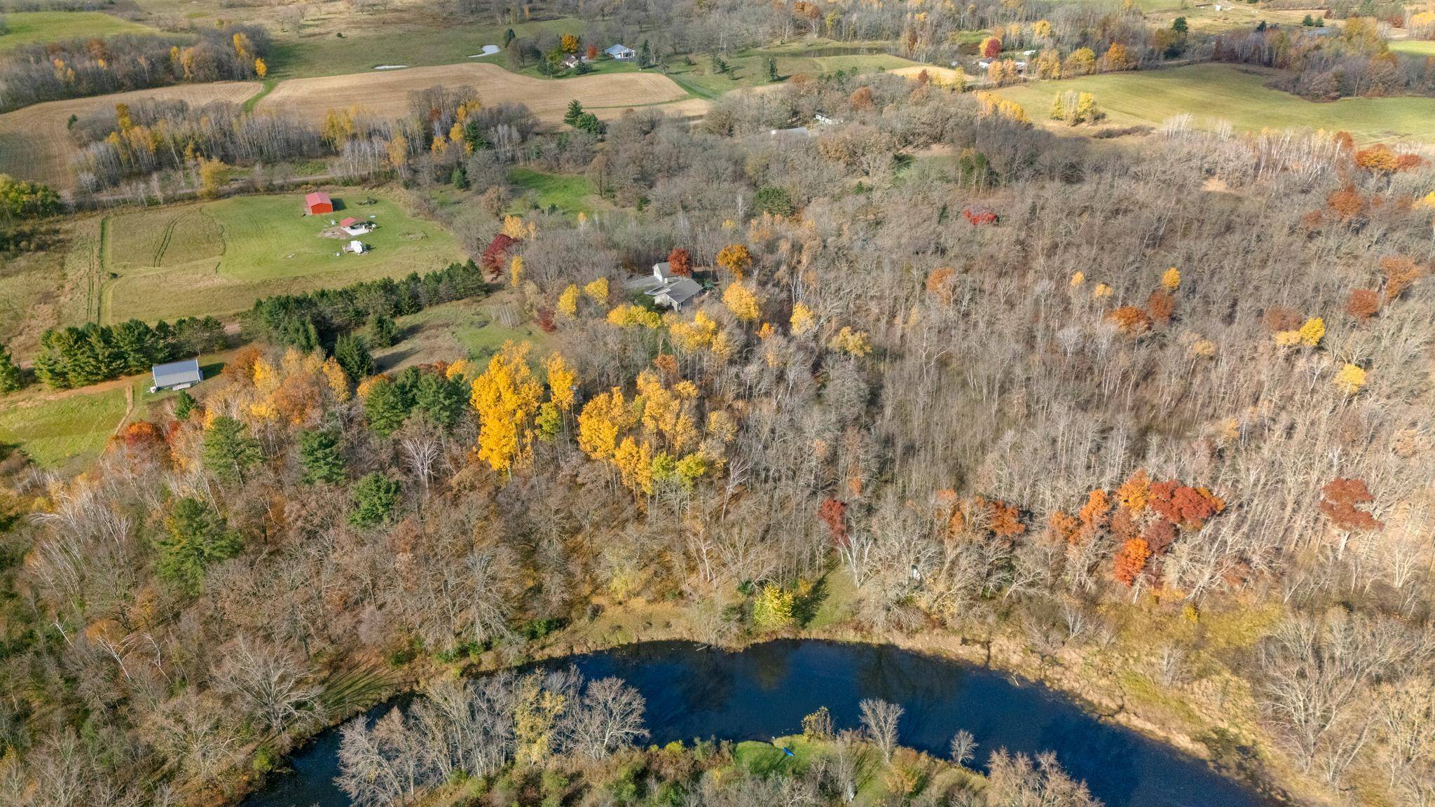 Mora, MN 55051,2828 W River RD