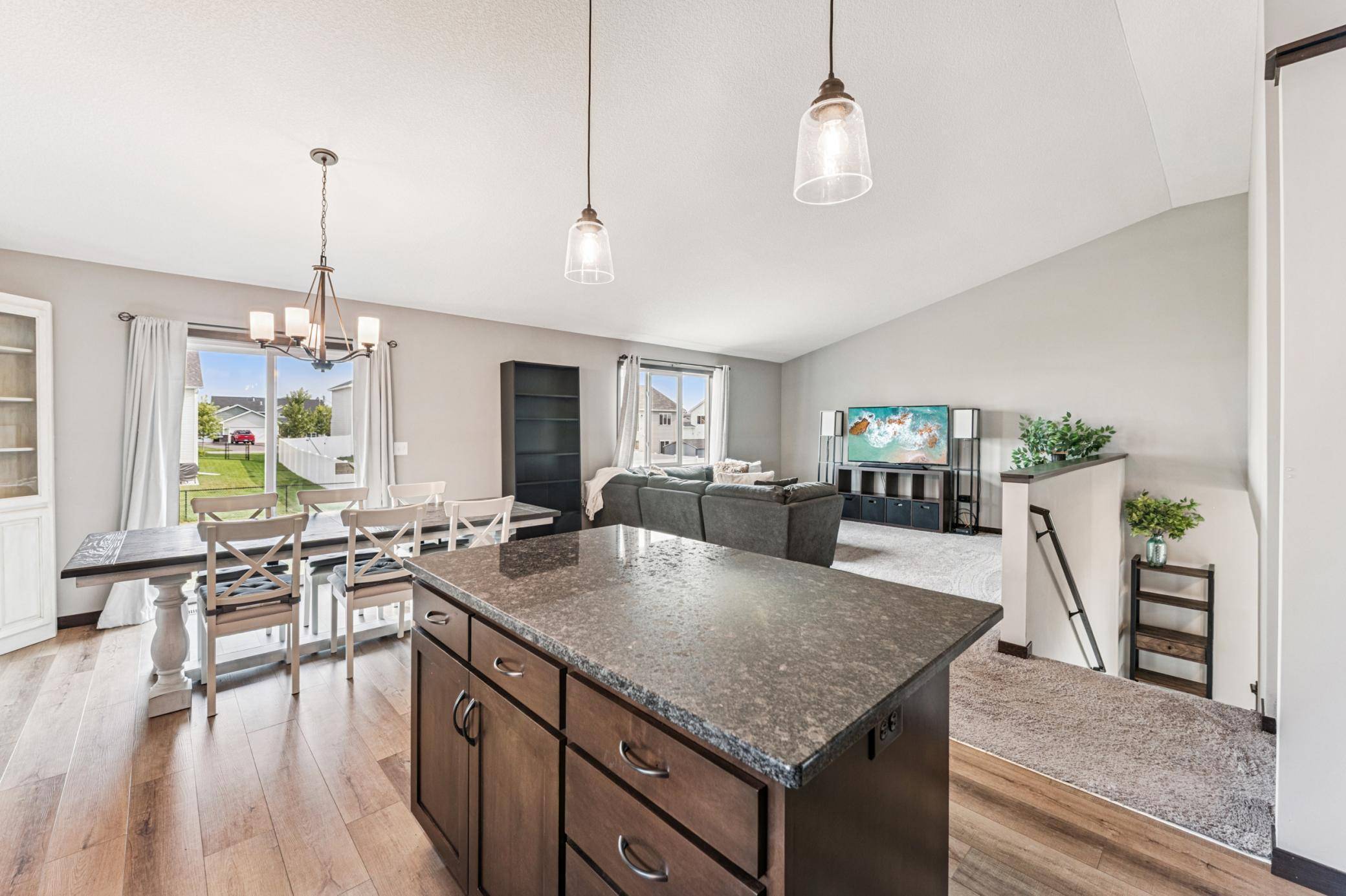 Isanti, MN 55040,408 Bluebird DR NW