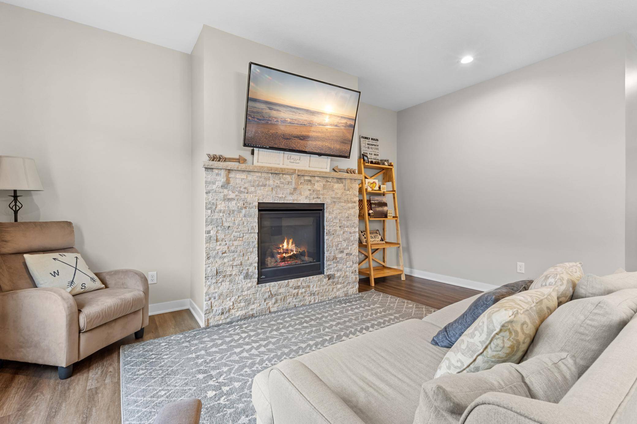 Cannon Falls, MN 55009,327 Larkspur LN