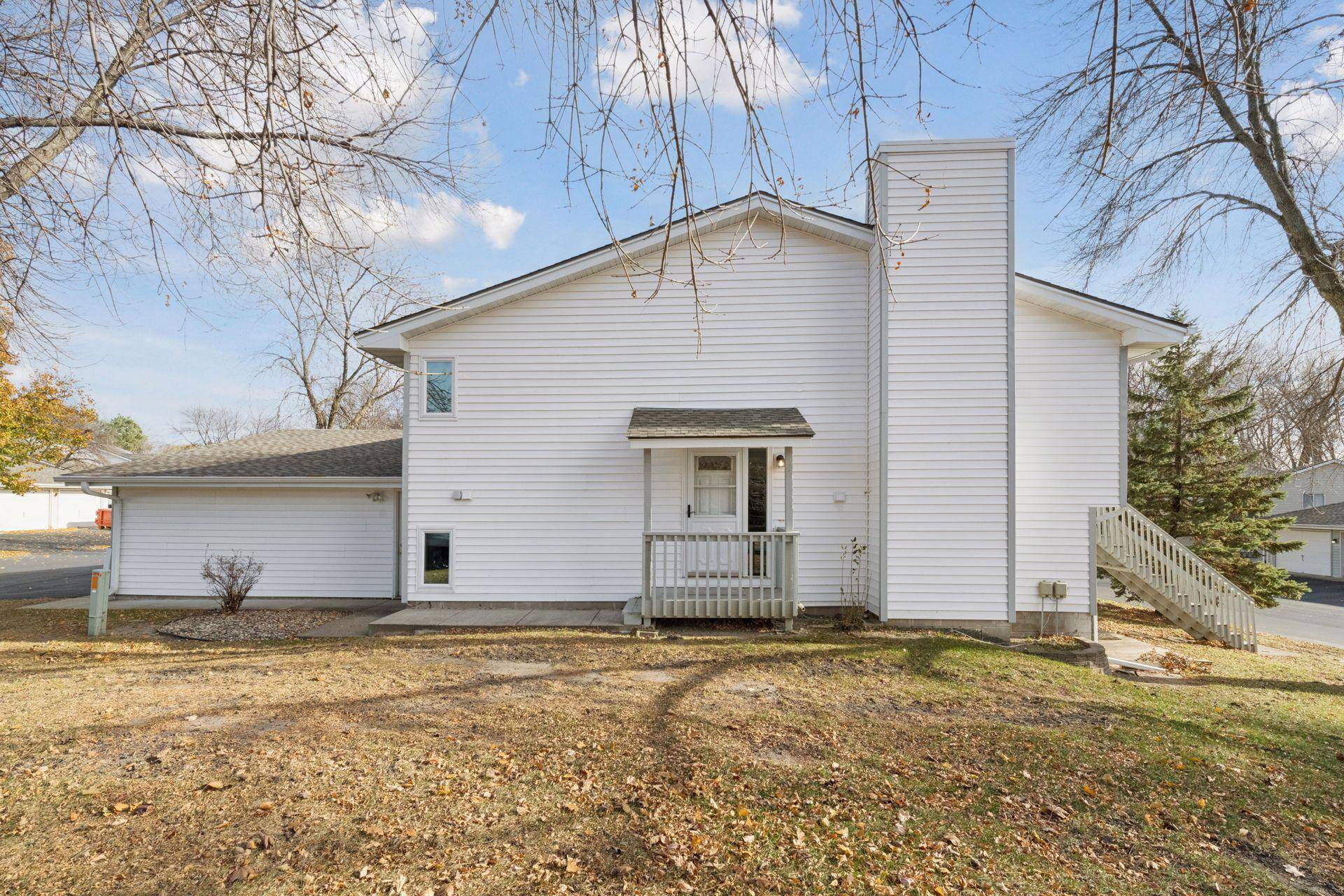 Maple Grove, MN 55369,6232 Magda DR N