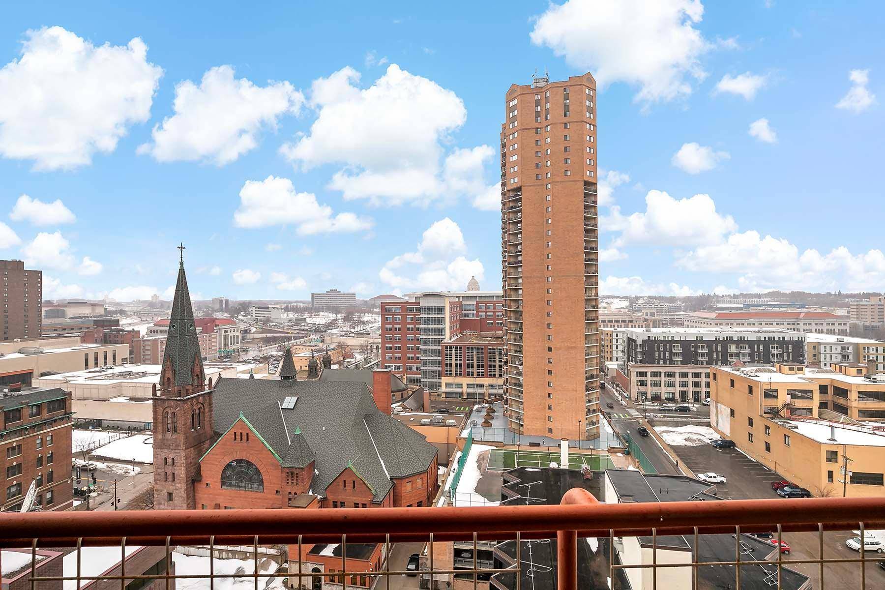 Saint Paul, MN 55101,66 9th ST E #1912