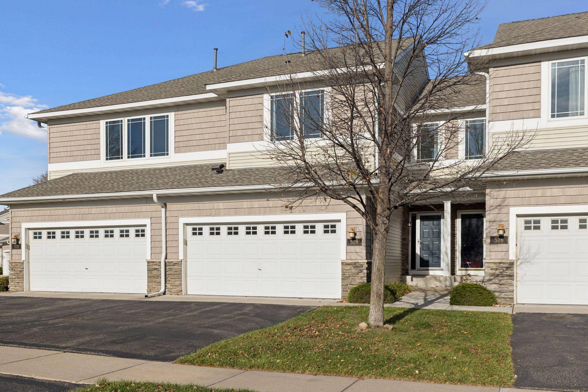 Woodbury, MN 55129,528 Sutherland DR