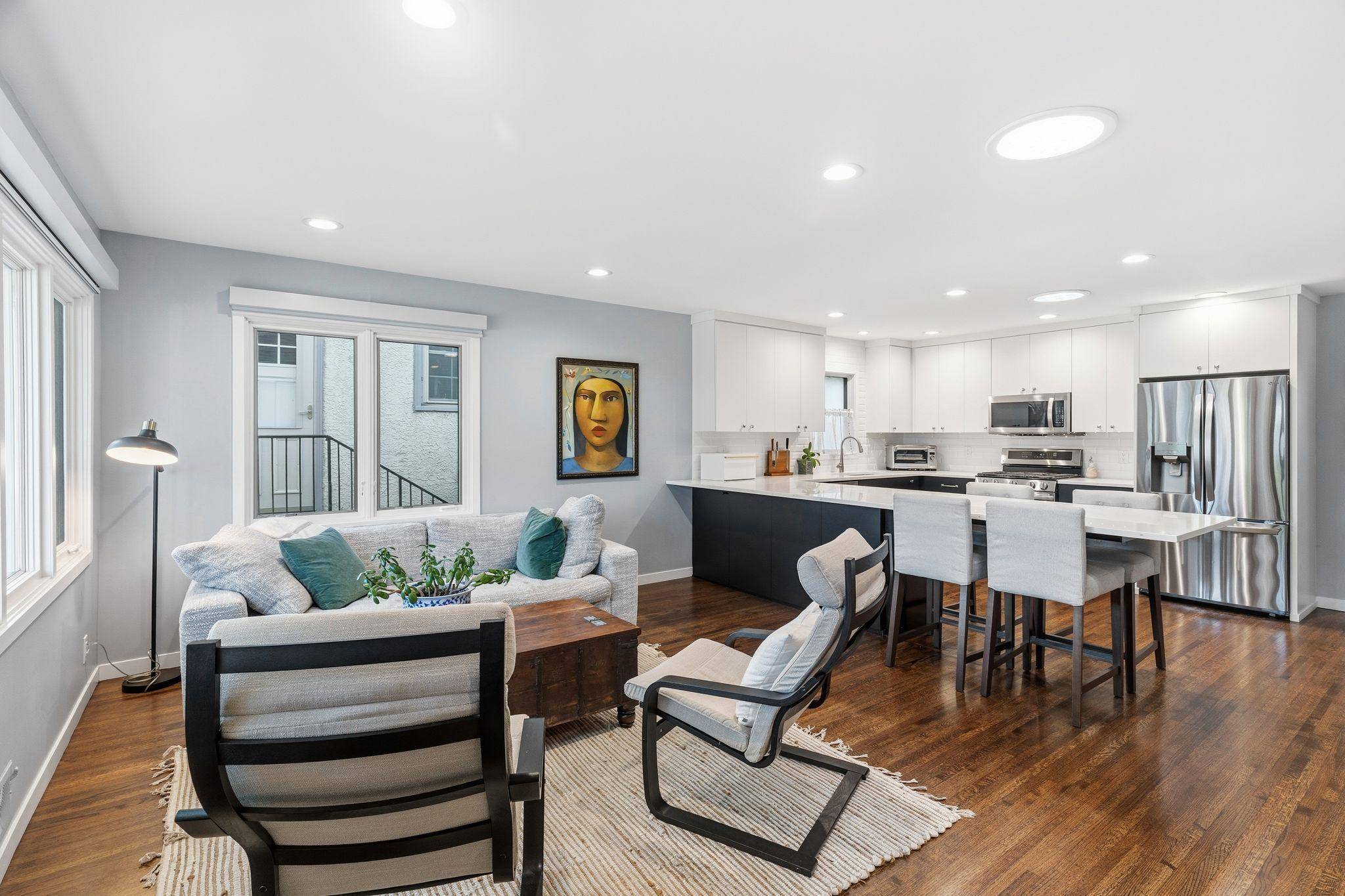 Minneapolis, MN 55410,4728 Washburn AVE S