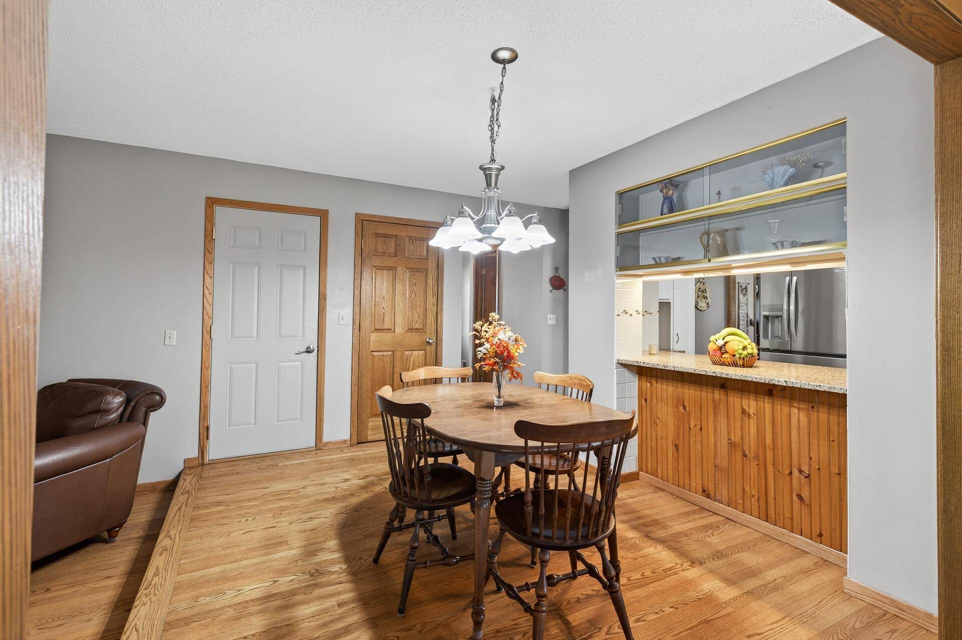 Apple Valley, MN 55124,15716 Hayes TRL