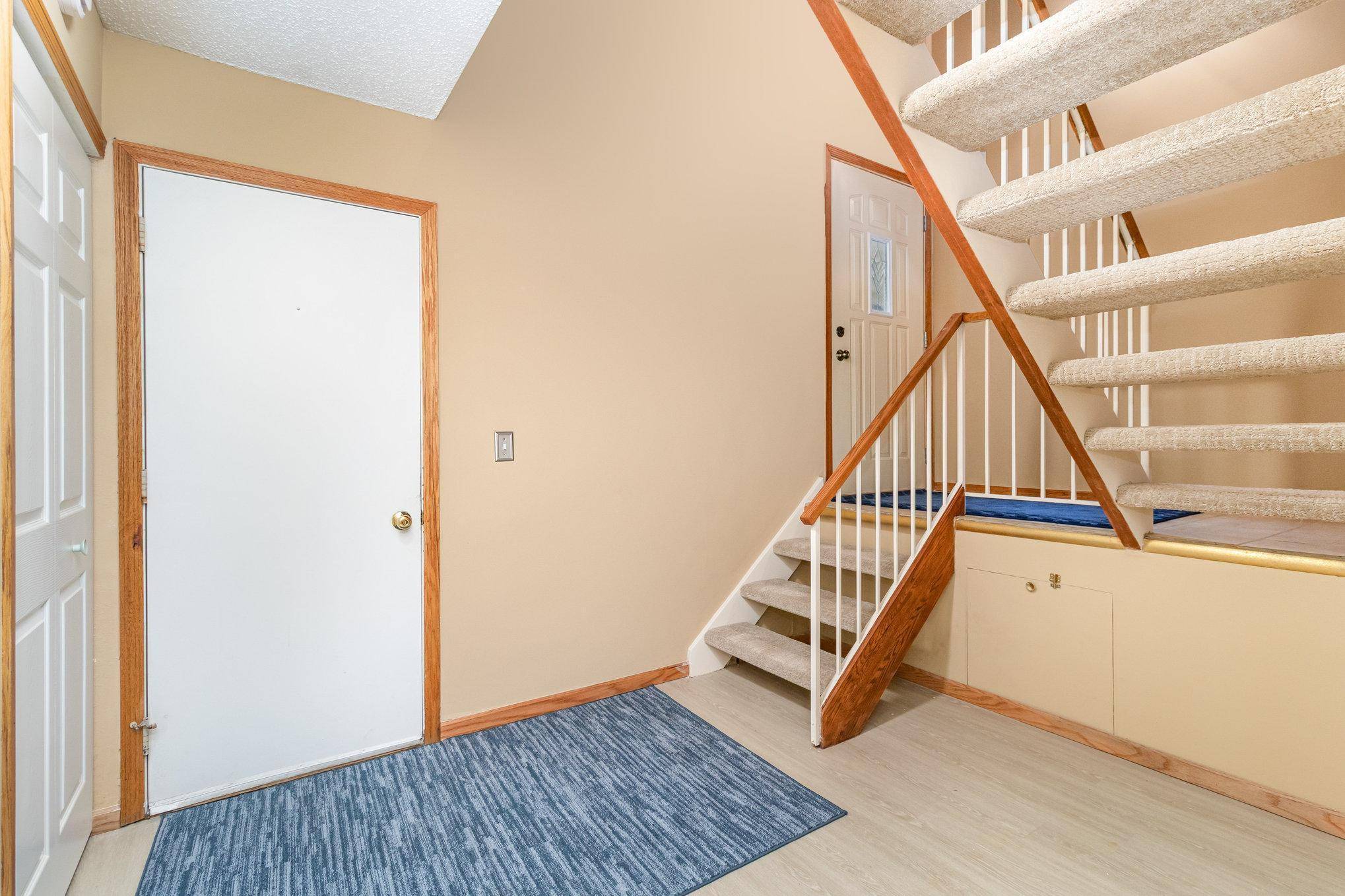 Apple Valley, MN 55124,13724 Hemlock CT