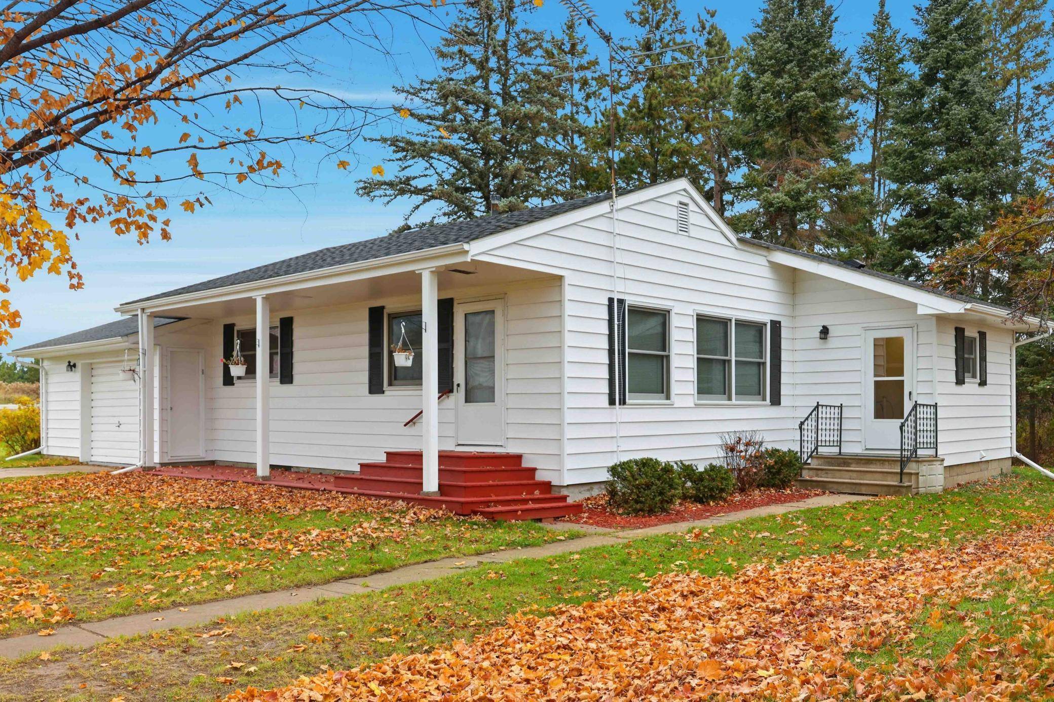 Mora, MN 55051,748 Highway 65 N