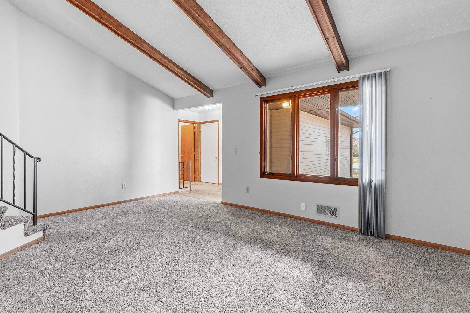 Oakdale, MN 55128,1347 Hadley AVE N