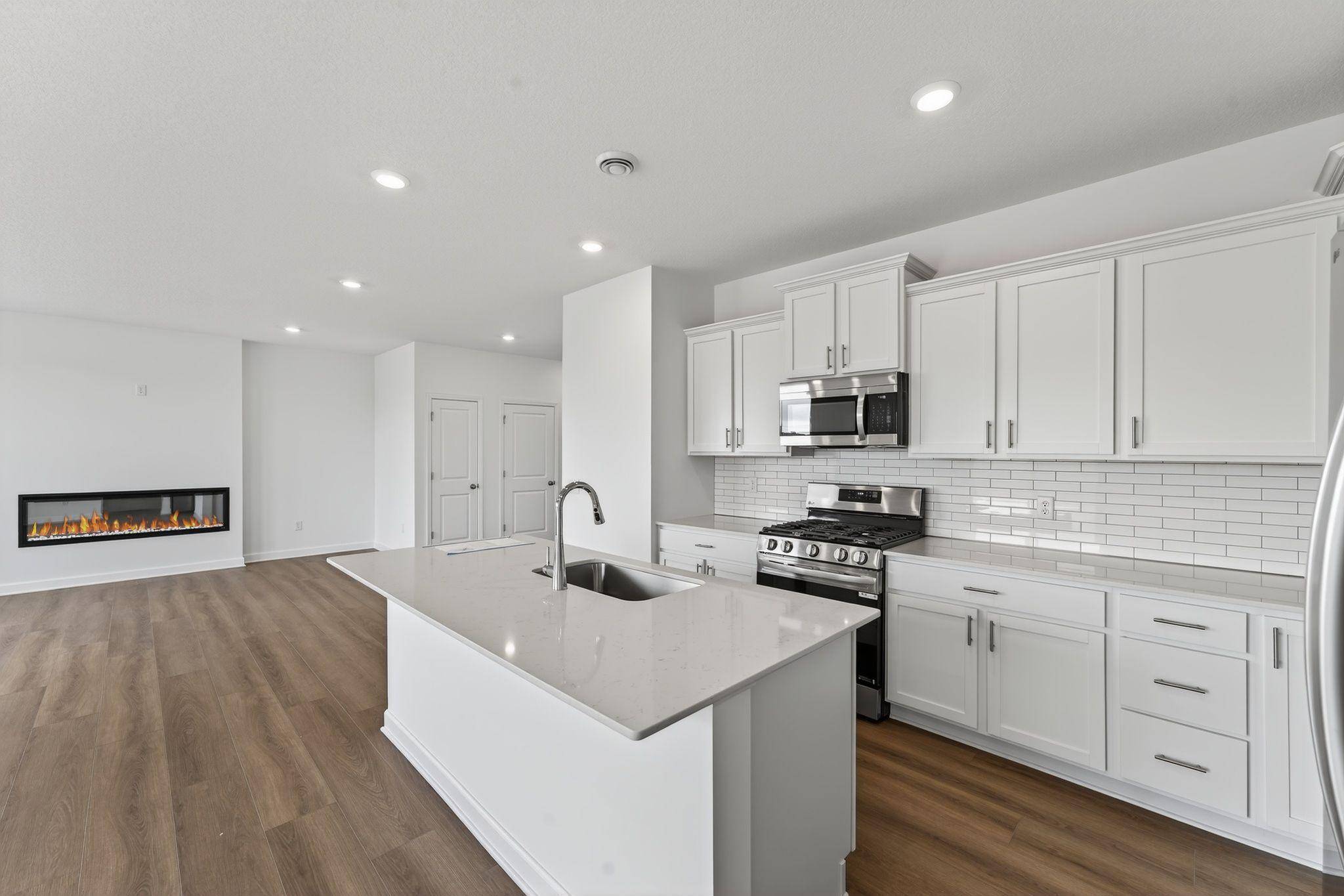 Hanover, MN 55341,1092 Ashbury LN NE