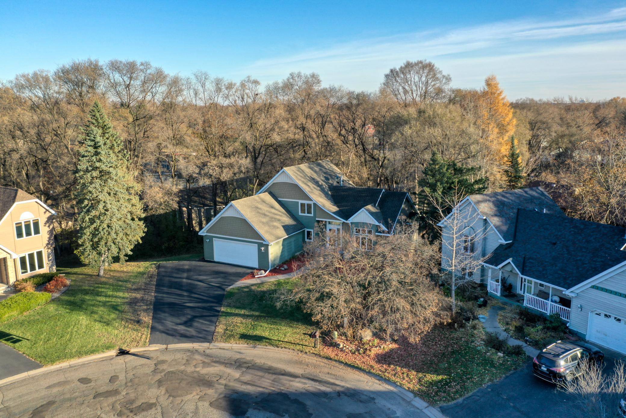 Maplewood, MN 55117,728 Laurie CT