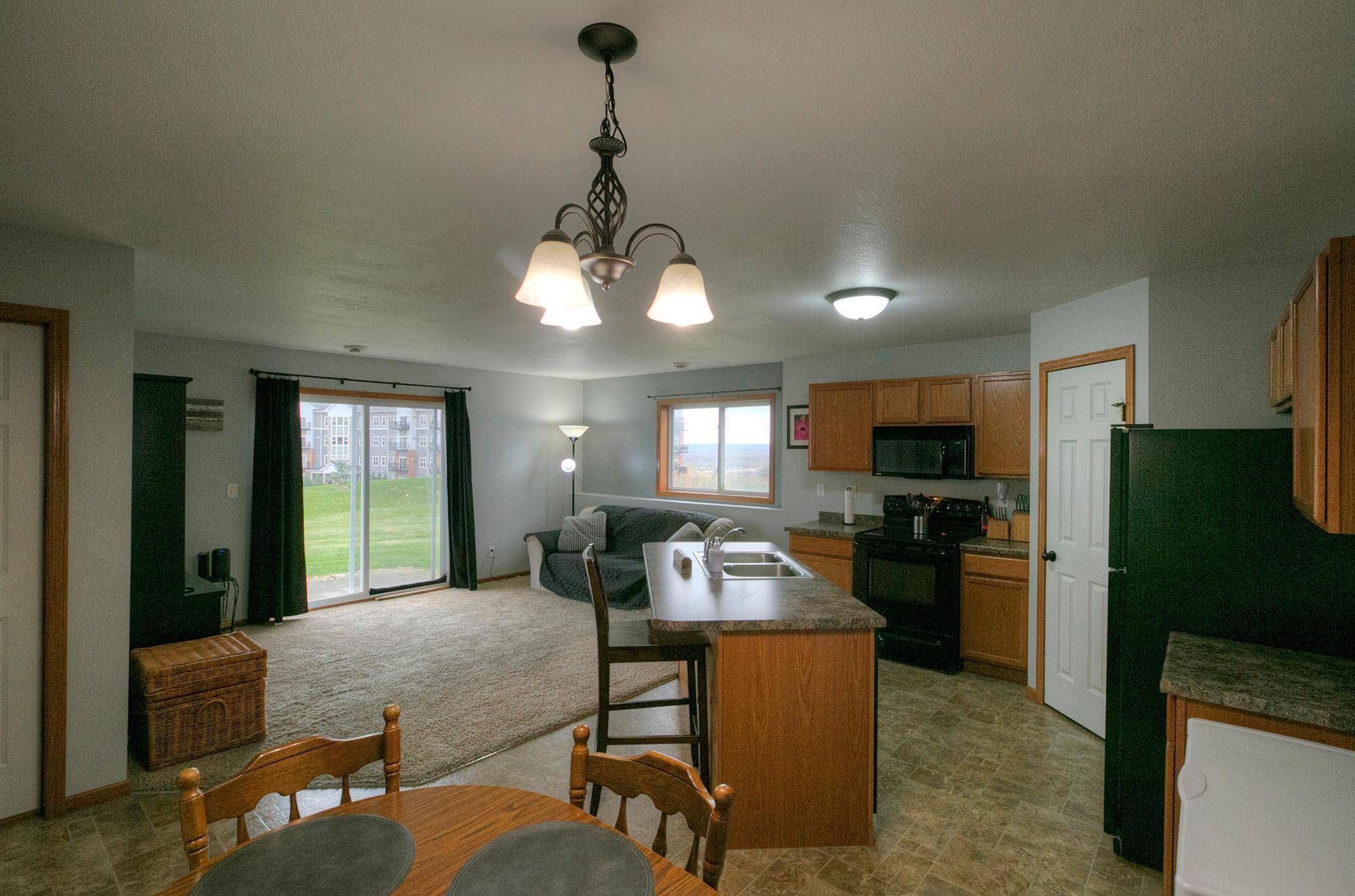 Red Wing, MN 55066,2762 Ridgeview DR