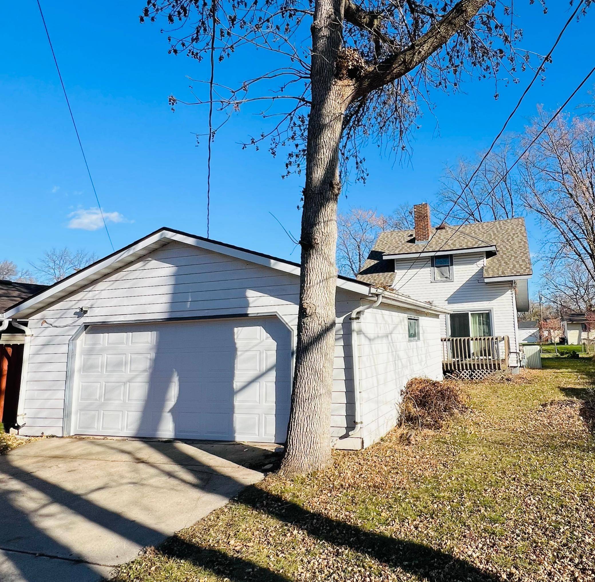 Saint Cloud, MN 56303,847 32nd AVE N