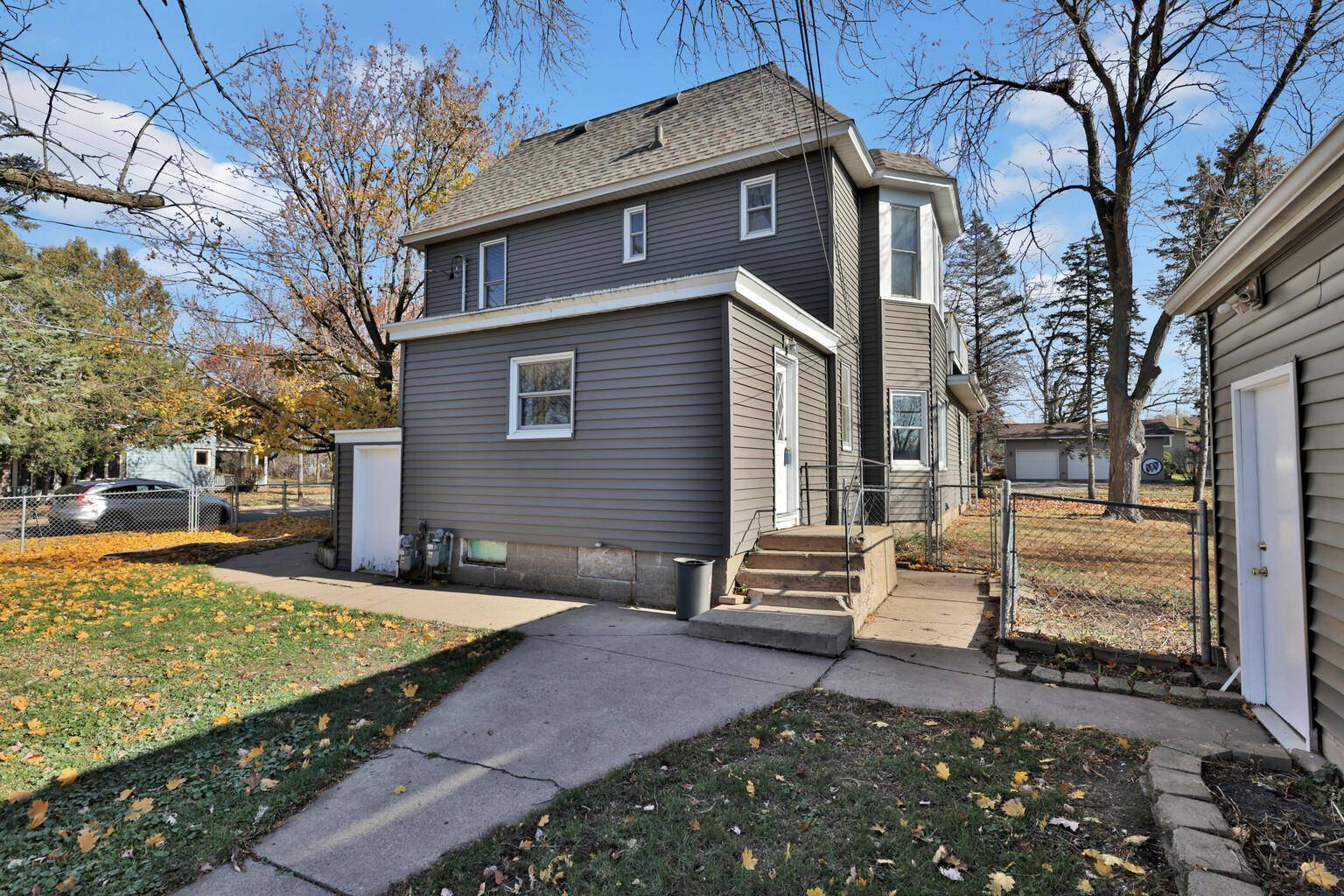 Hudson, WI 54016,1233 7th ST