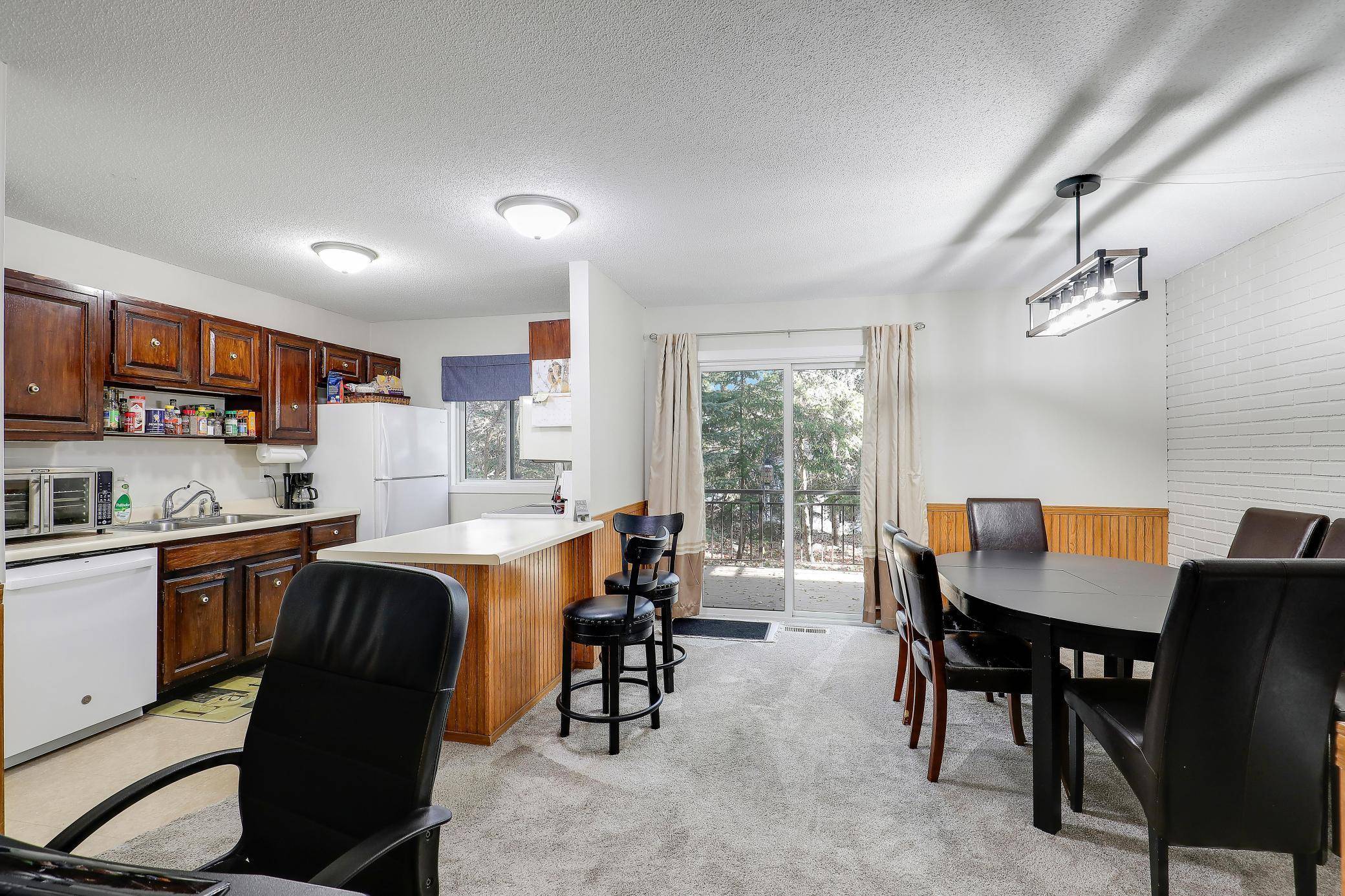 Burnsville, MN 55337,13621 Heather Hills DR