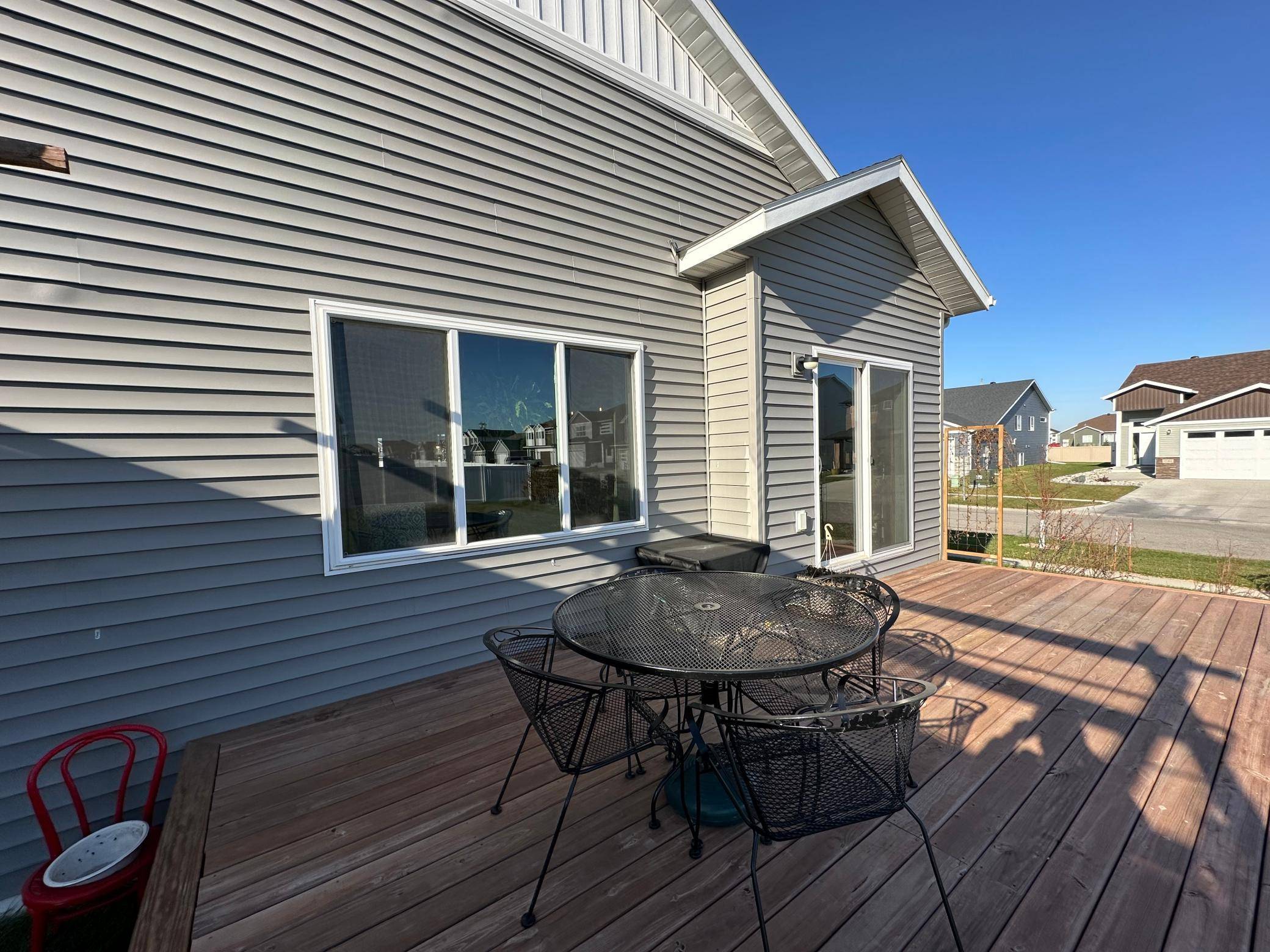 West Fargo, ND 58078,5219 11th ST W