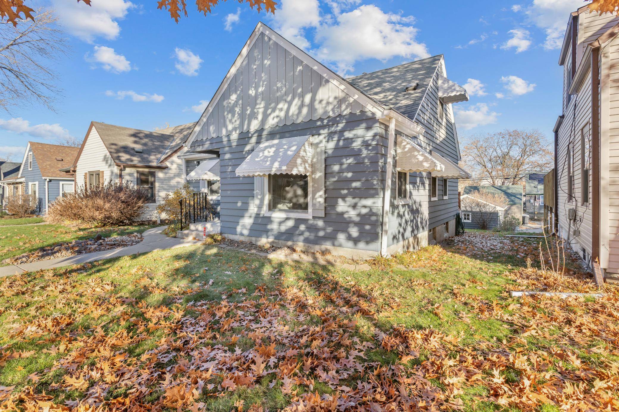 Minneapolis, MN 55417,5649 26th AVE S