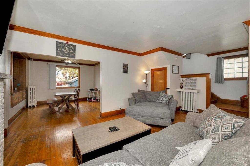 Superior, WI 54880,917 Lincoln ST