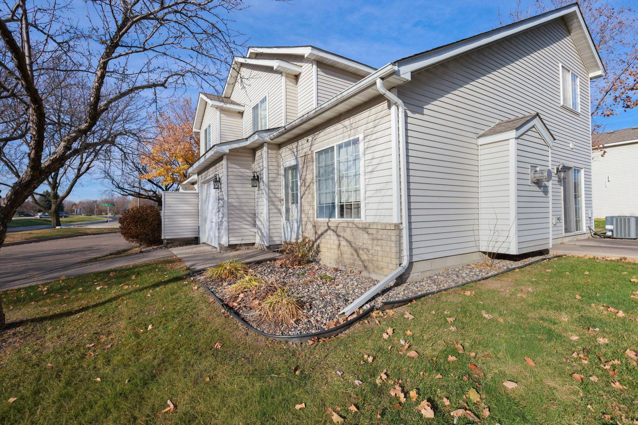 Burnsville, MN 55337,2333 Williams DR