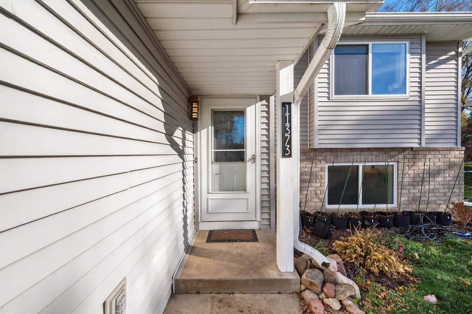 Blaine, MN 55434,11373 Tyler ST NE