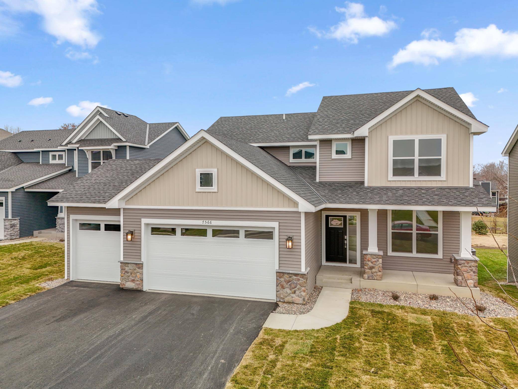 Oakdale, MN 55128,7566 Upper 42nd ST N