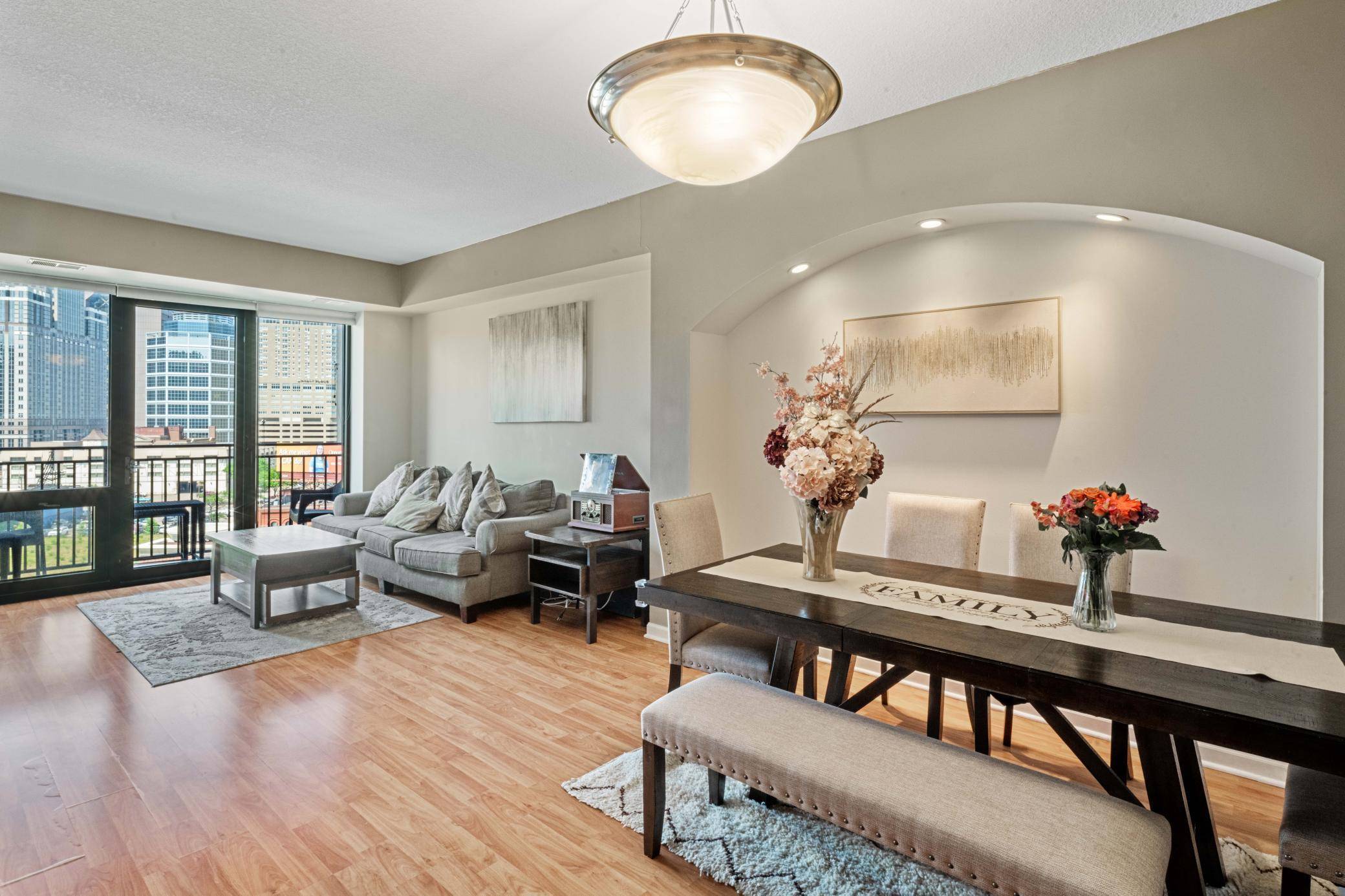 Minneapolis, MN 55404,500 E Grant ST #708