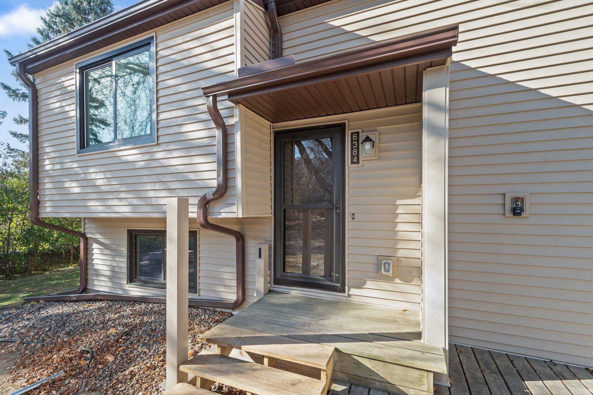 Eden Prairie, MN 55346,6384 Saint Johns DR