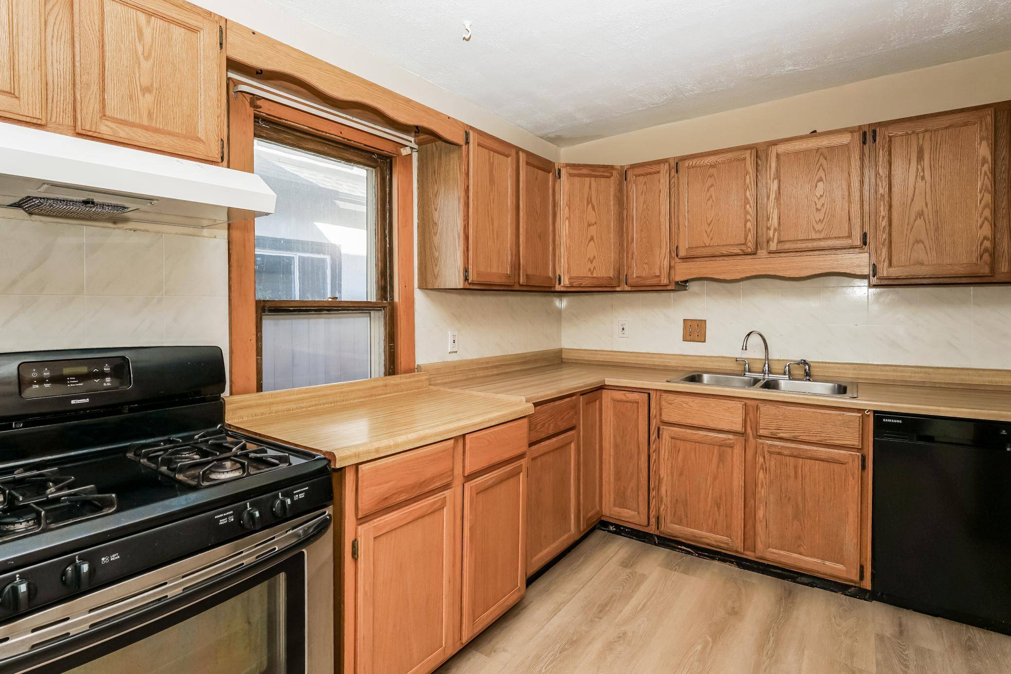 South Saint Paul, MN 55075,624 2nd AVE S