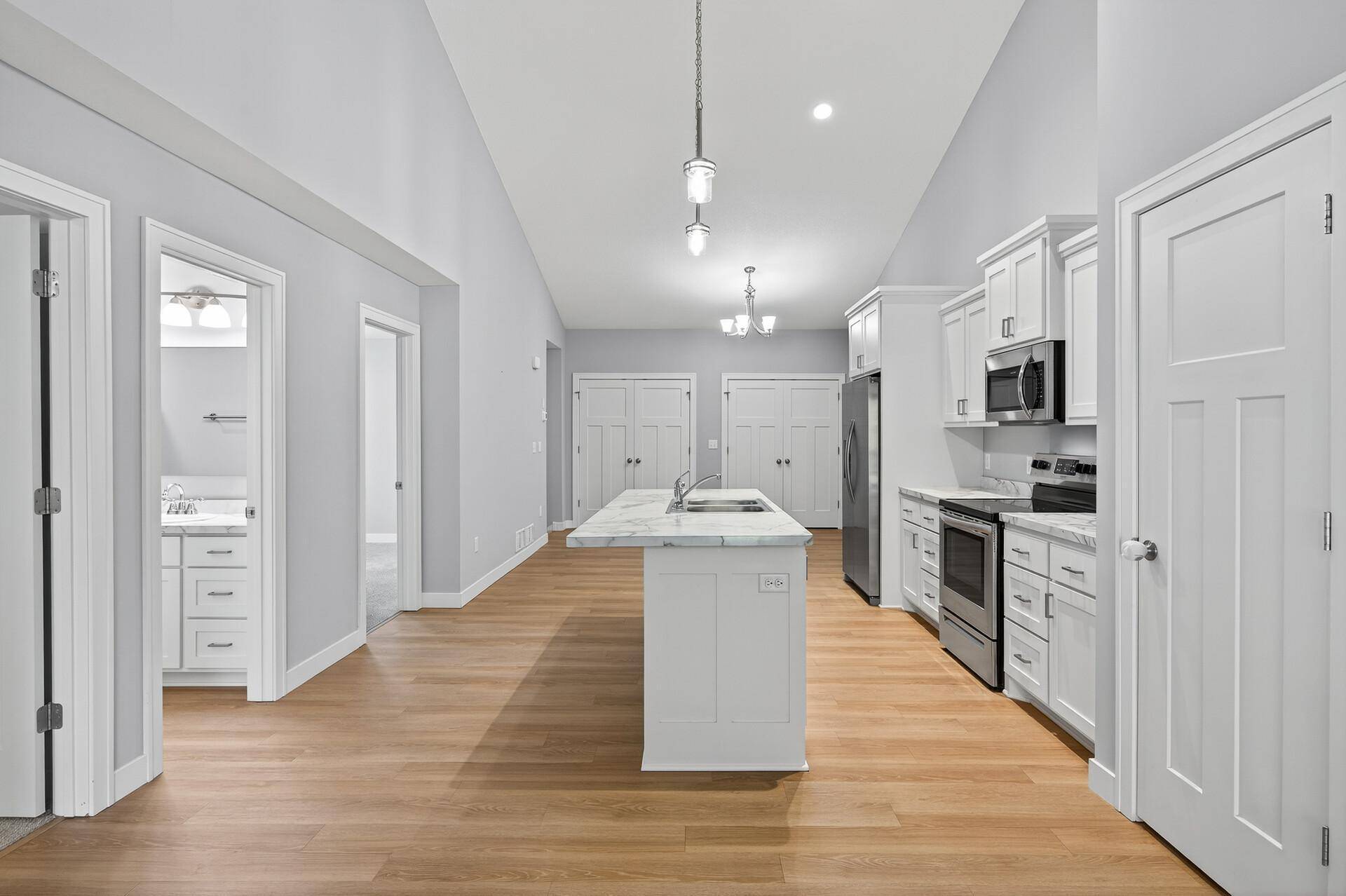 Cambridge, MN 55008,340 21st AVE SW