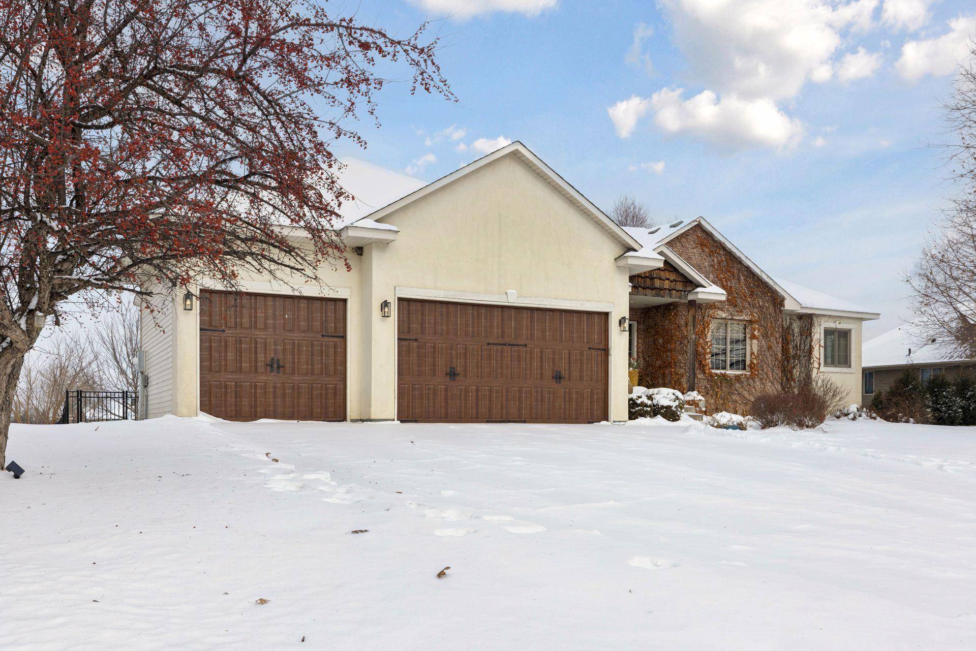 Lino Lakes, MN 55014,227 Palomino LN