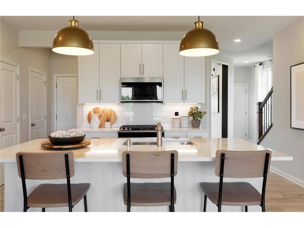 Lakeville, MN 55044,17942 Genoa DR