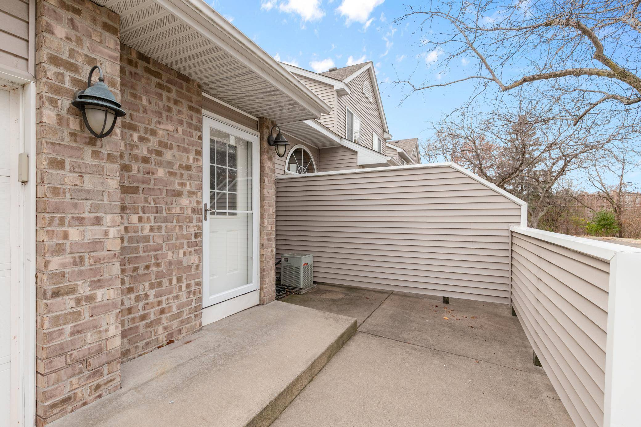 Blaine, MN 55449,13226 Aberdeen ST NE