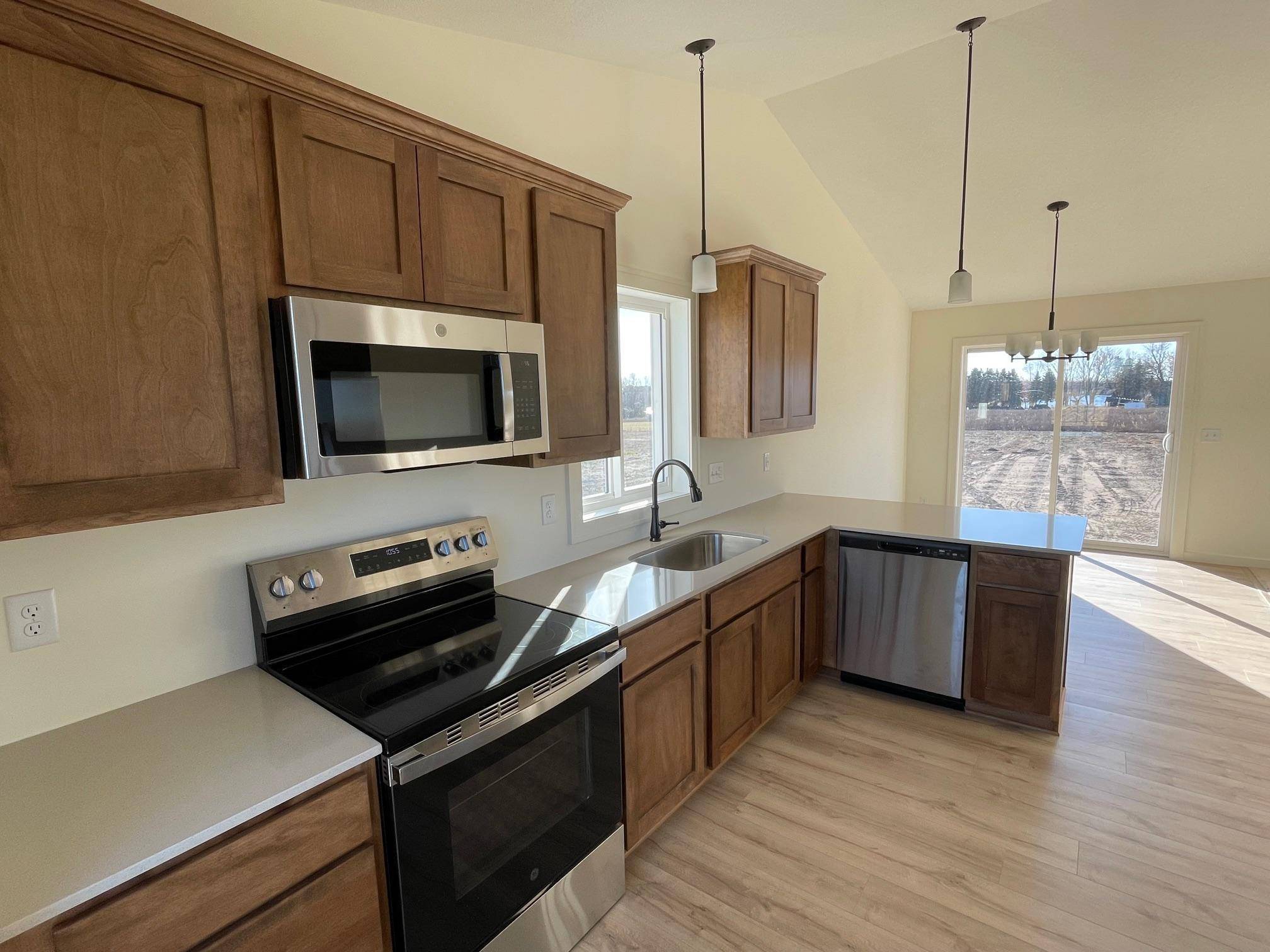 Cambridge, MN 55008,3462 328th AVE NE