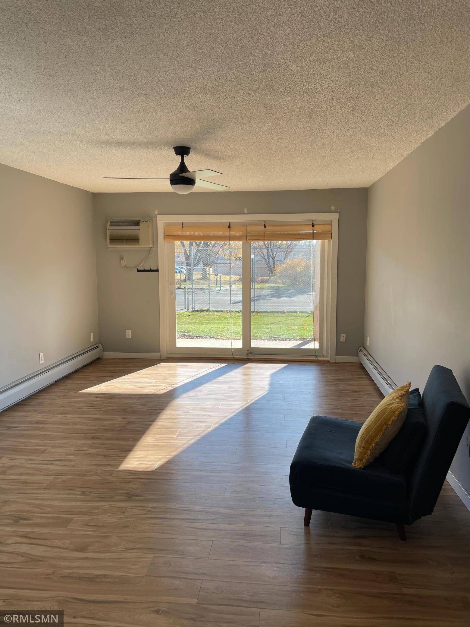 New Hope, MN 55427,2800 Hillsboro AVE N #105